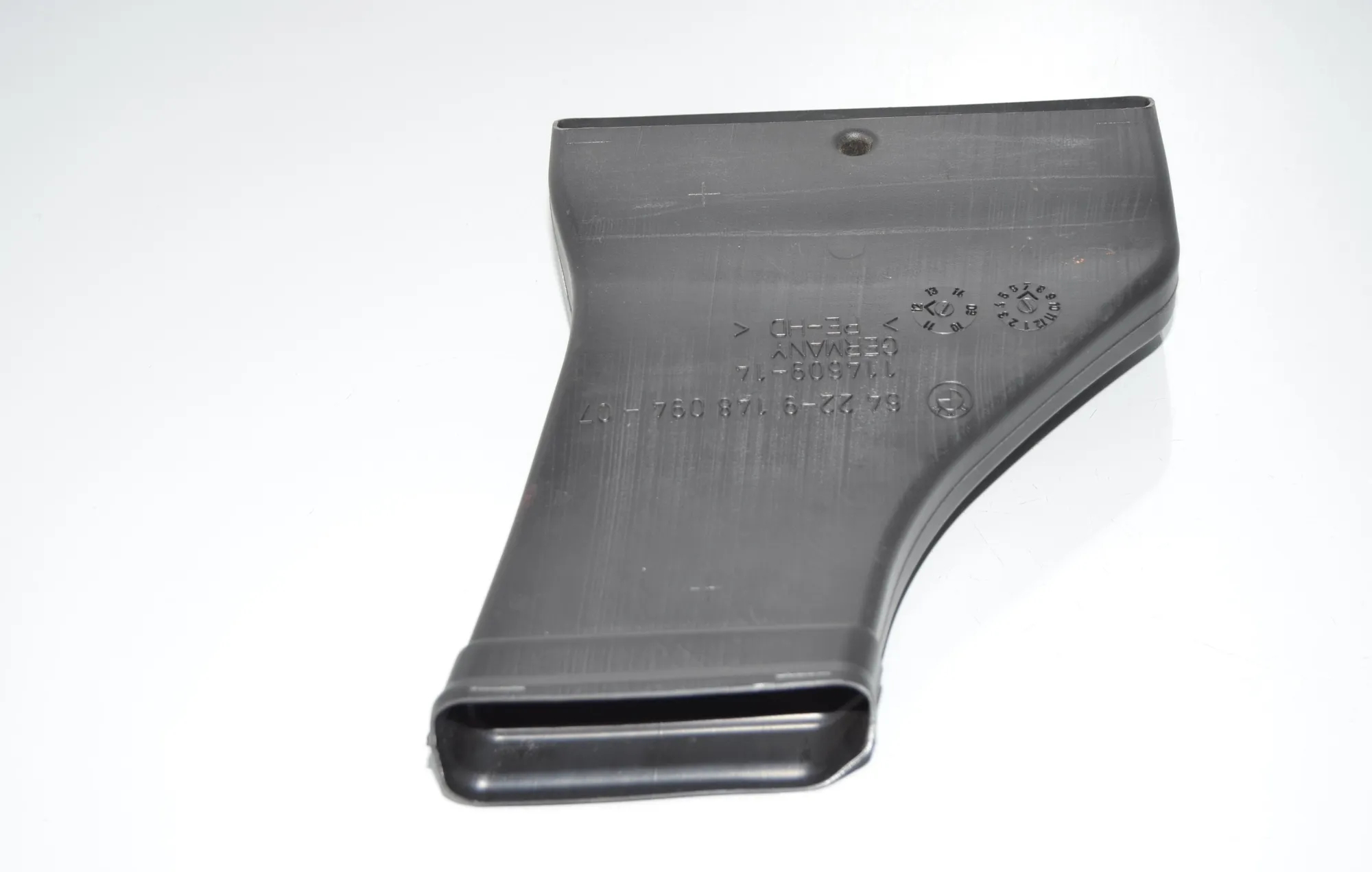 Interior Air Duct Channel – OEM 9148094 · BMW 5 (F10) 525 d 2012 – 3