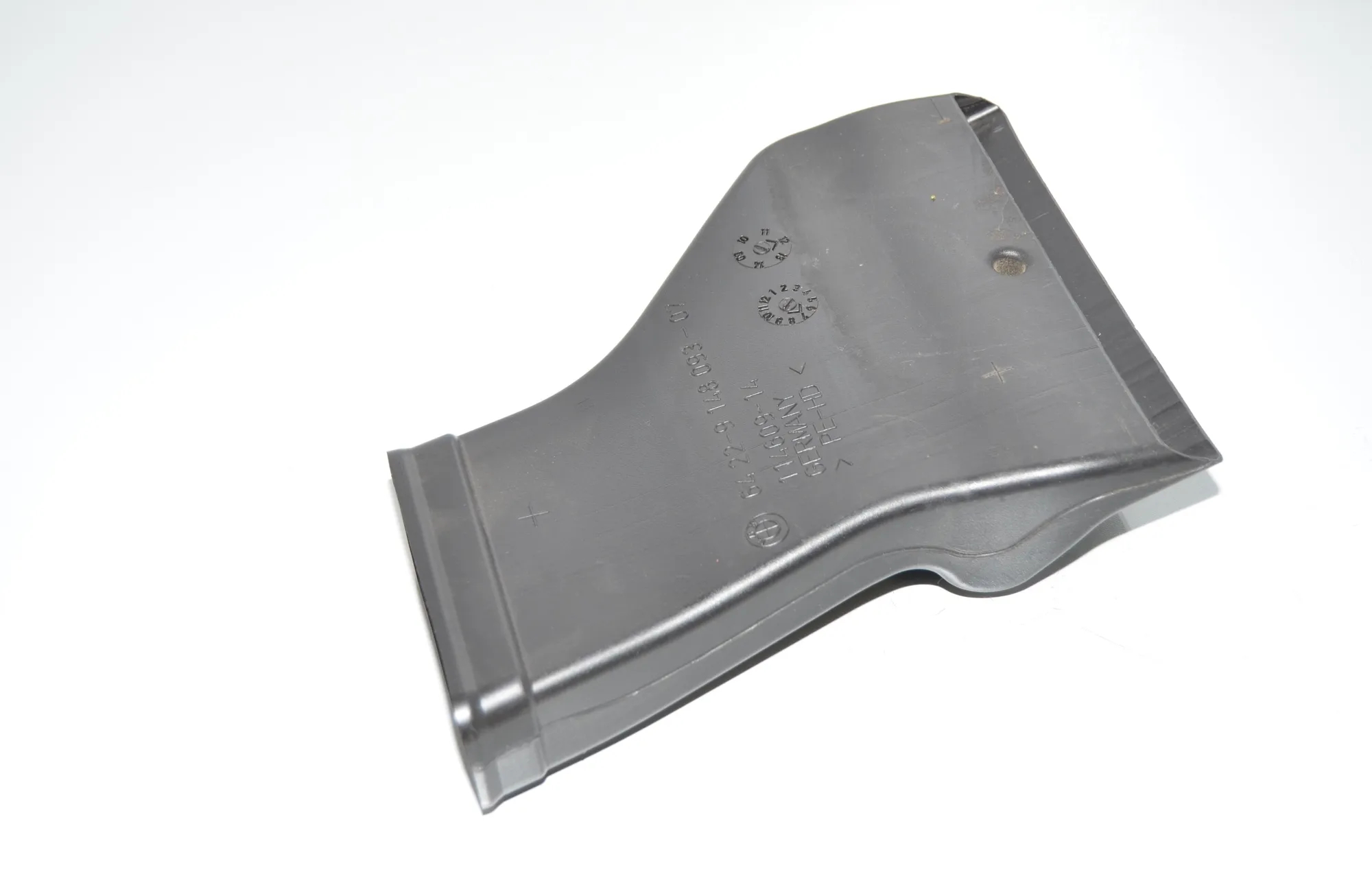 Interior Air Duct Channel – OEM 9148093 · BMW 5 (F10) 525 d 2012