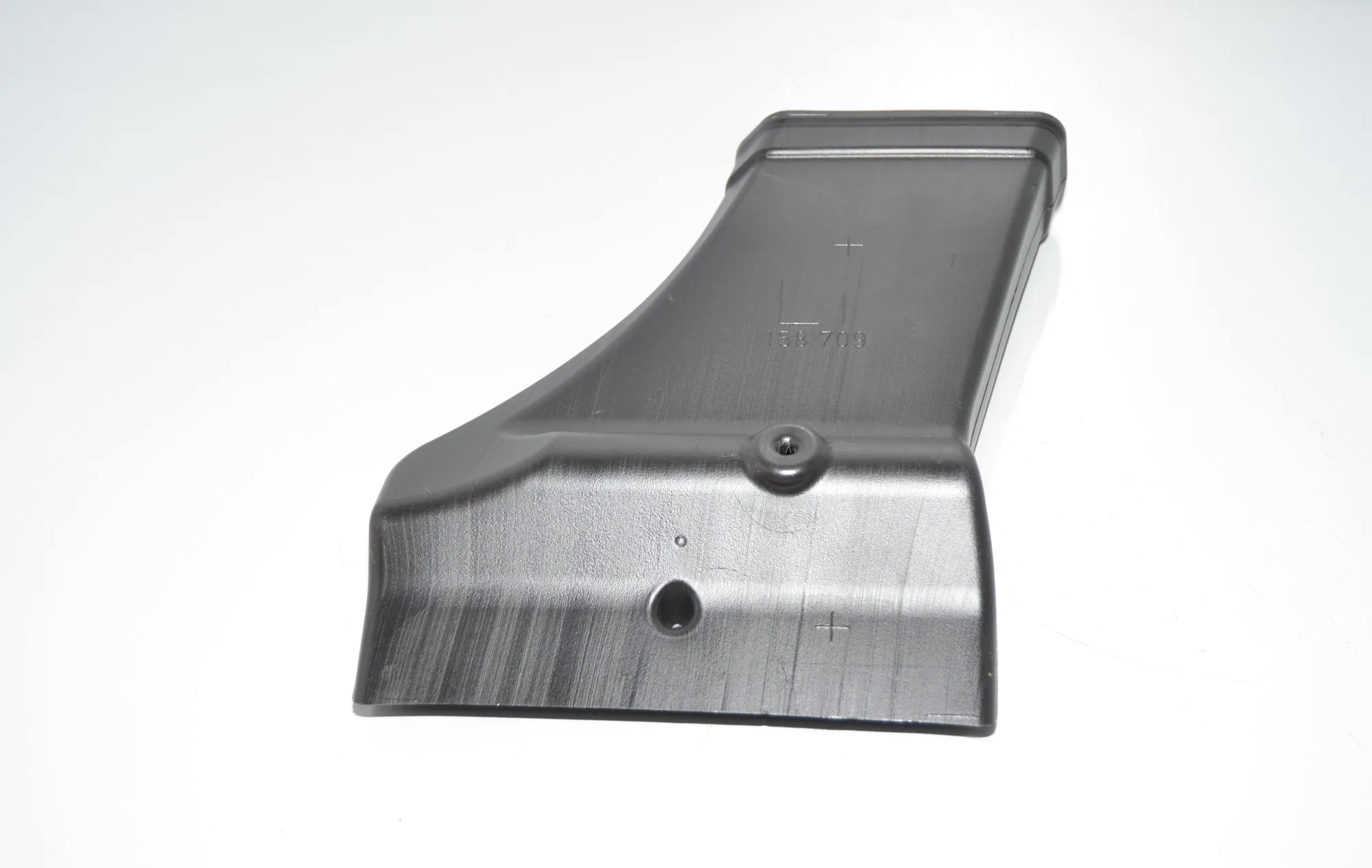 Interior Air Duct Channel – OEM 9148093 · BMW 5 (F10) 525 d 2012 – 4