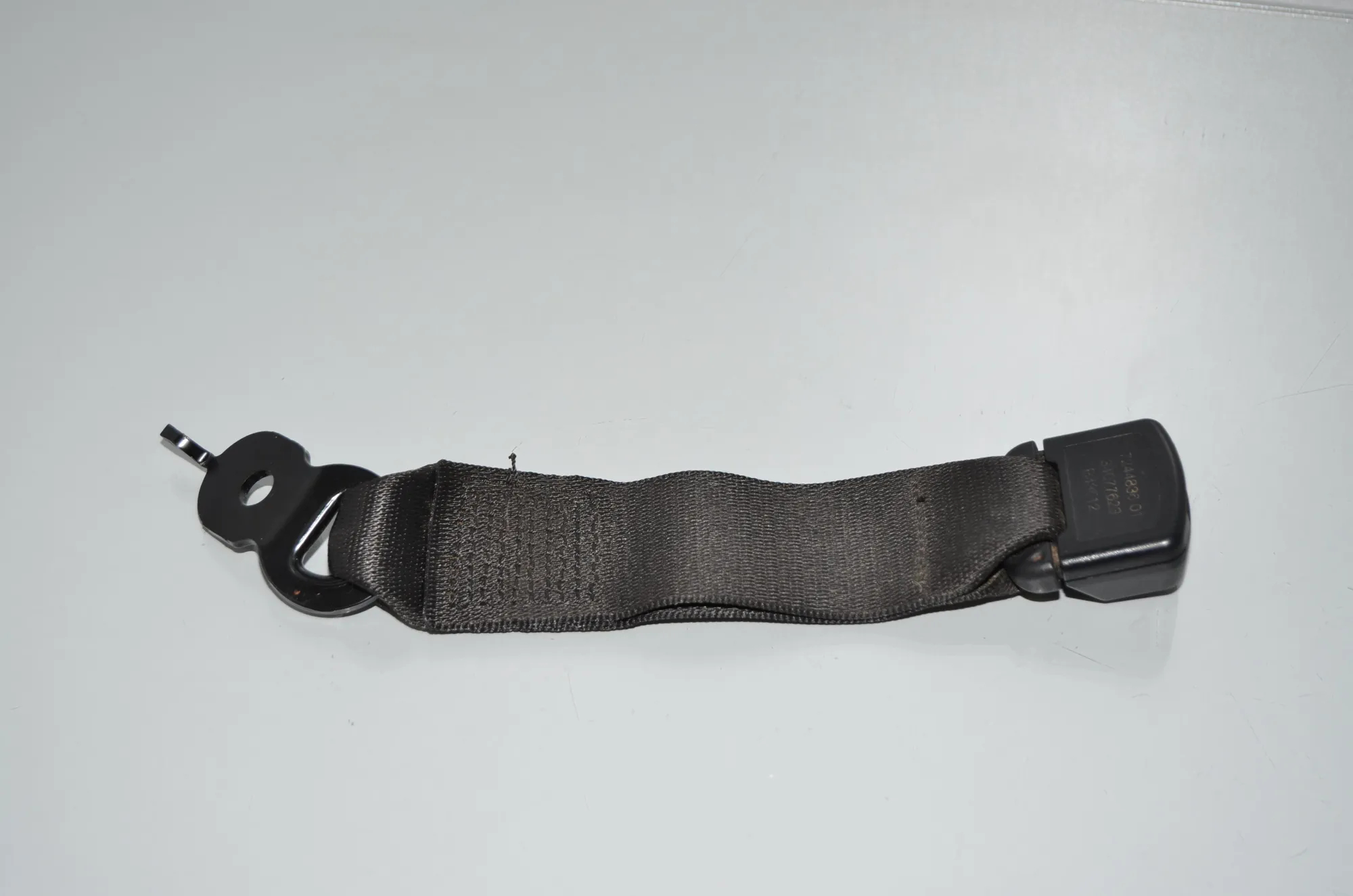Rear Middle Seat Buckle – OEM 7244836 · BMW 5 (F10) 525 d 2012