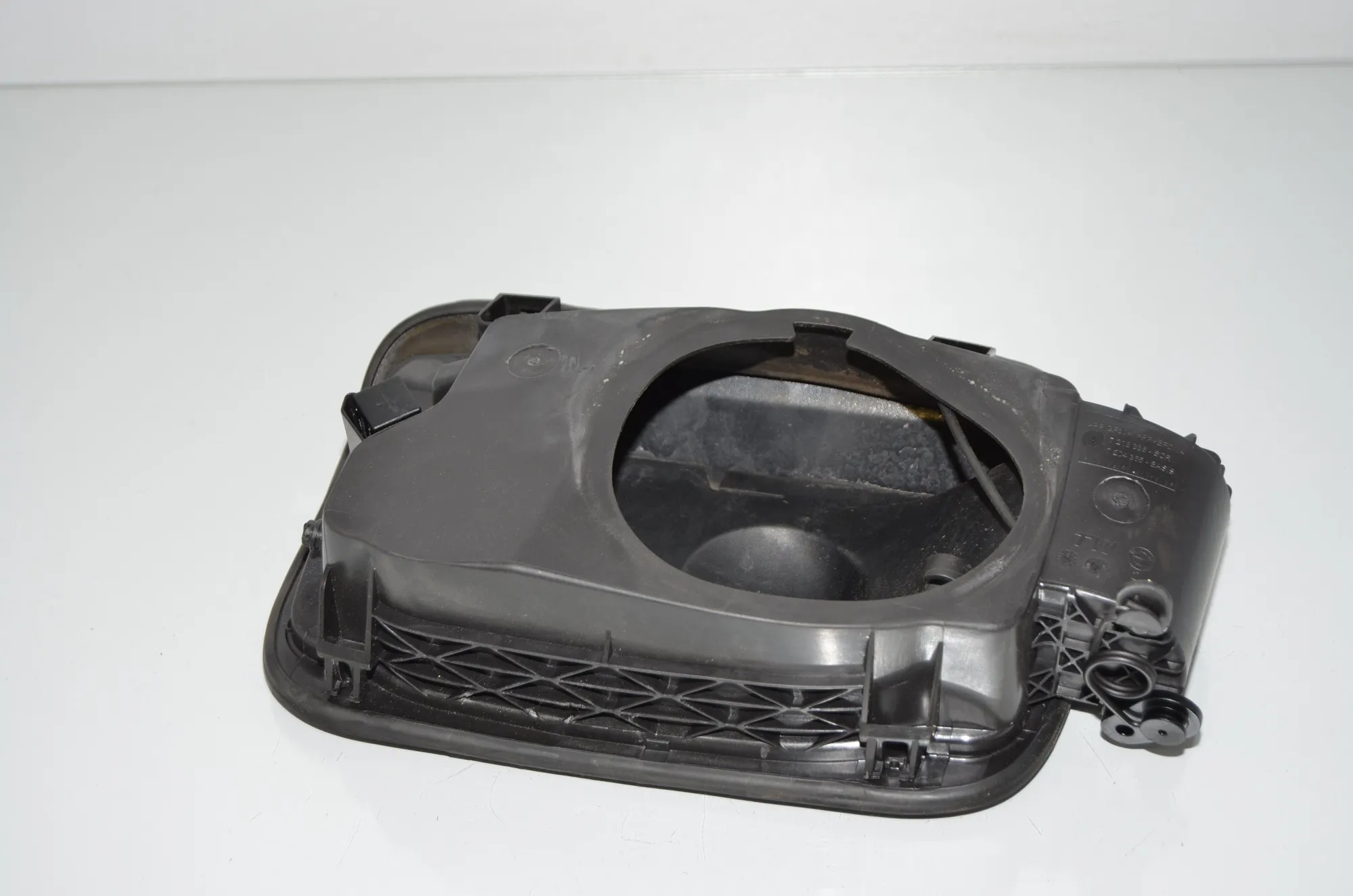 Fuel Tank Flap Cap – OEM 7218336 · BMW 5 (F10) 525 d 2012 – 3