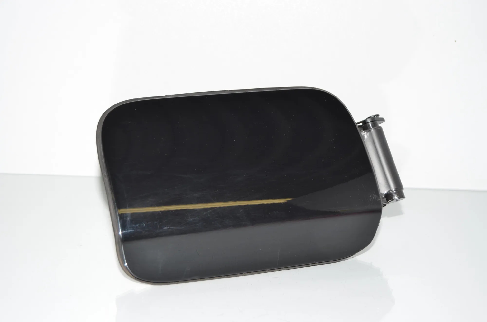 Fuel Tank Flap Cap – OEM 7218336 · BMW 5 (F10) 525 d 2012 – 2