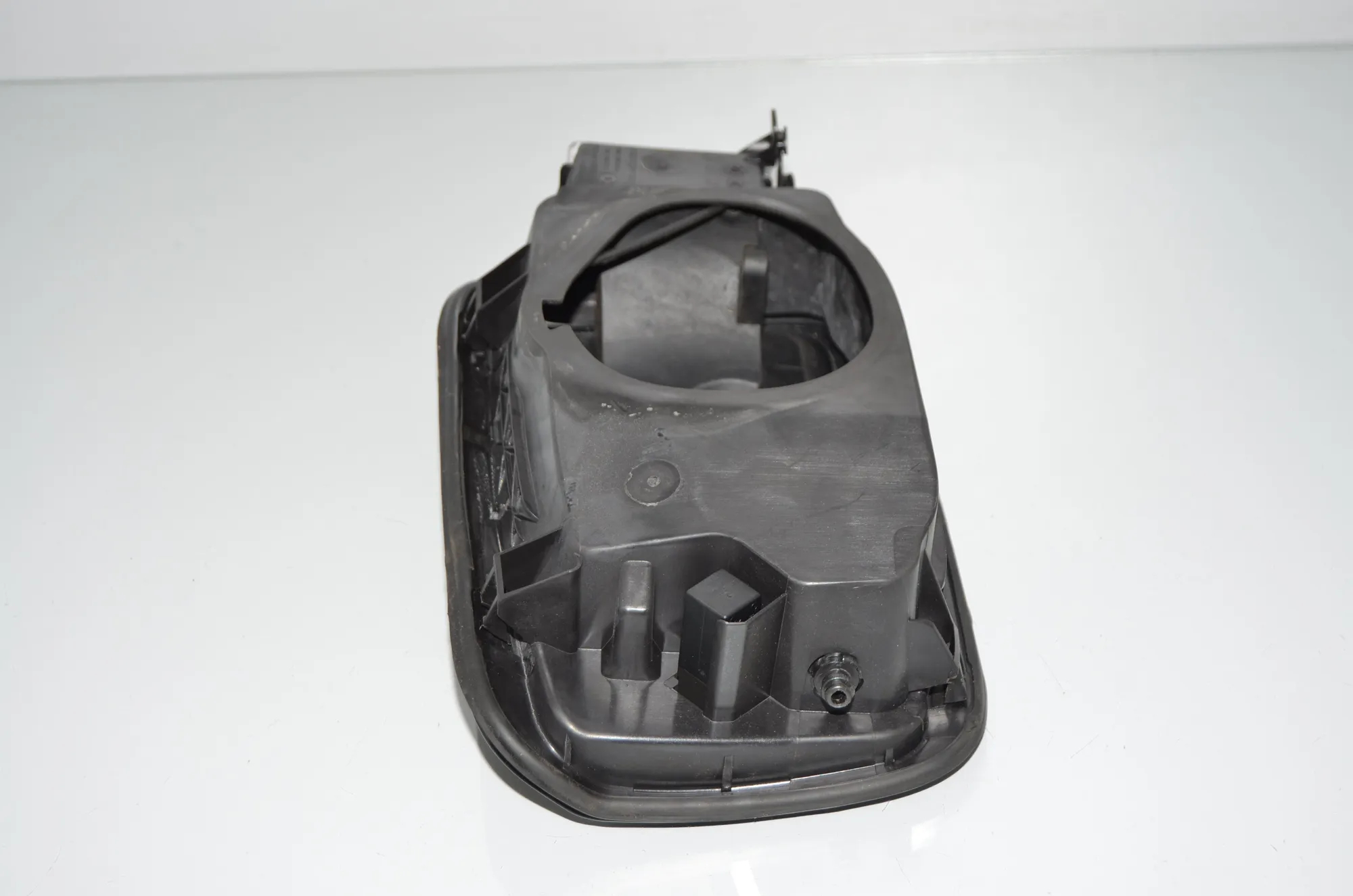 Fuel Tank Flap Cap – OEM 7218336 · BMW 5 (F10) 525 d 2012 – 5