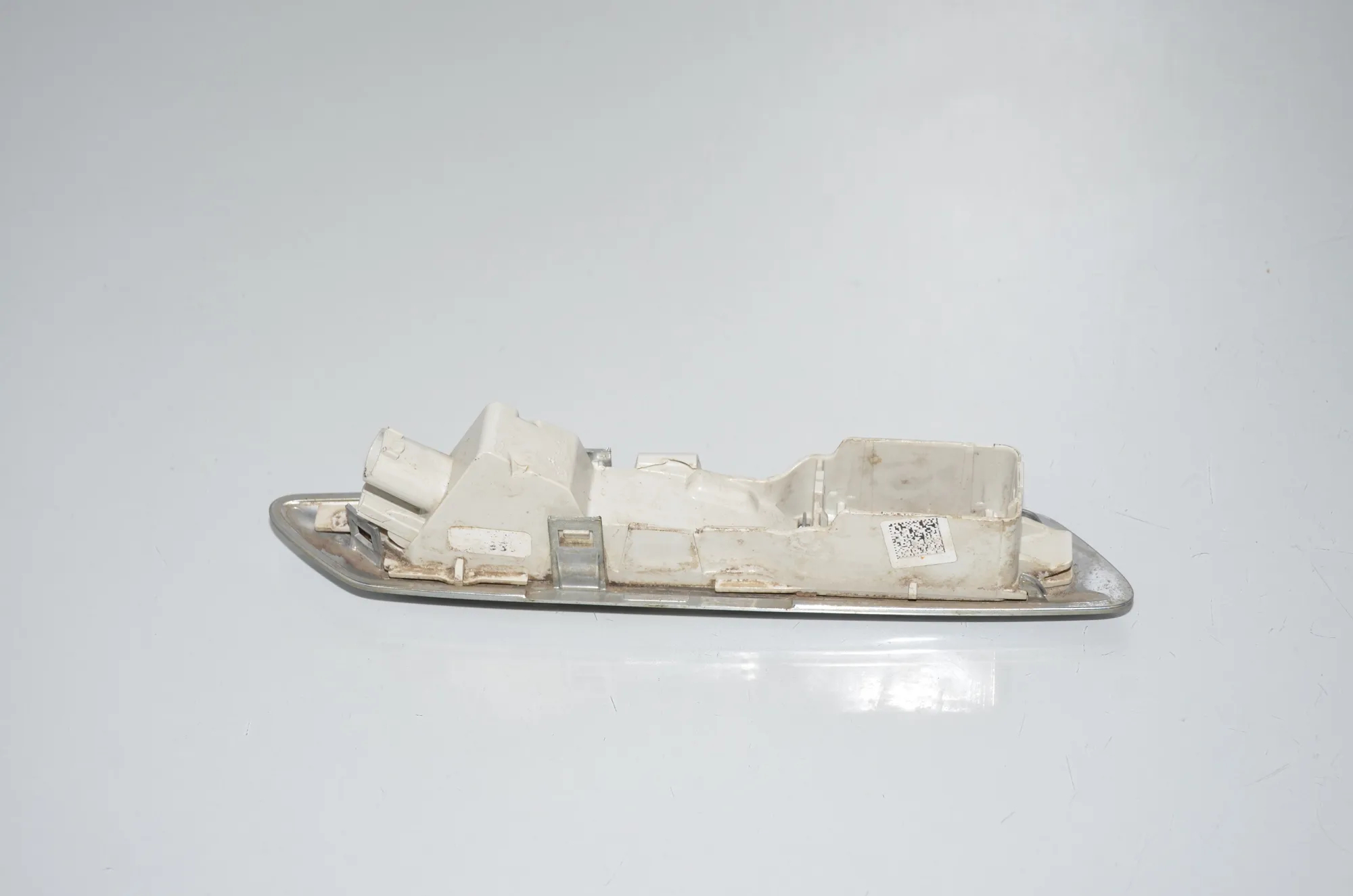 Front Right Fender Turn Signal – OEM 7154168 · BMW 5 (F10) 525 d 2012 – 4