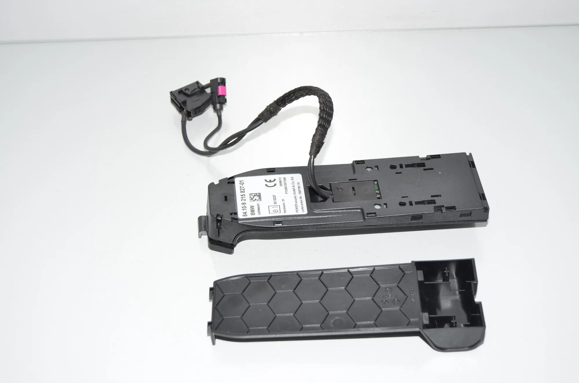 Phone Control Unit – OEM 9215827 · BMW 5 (F10) 525 d 2012 – 5