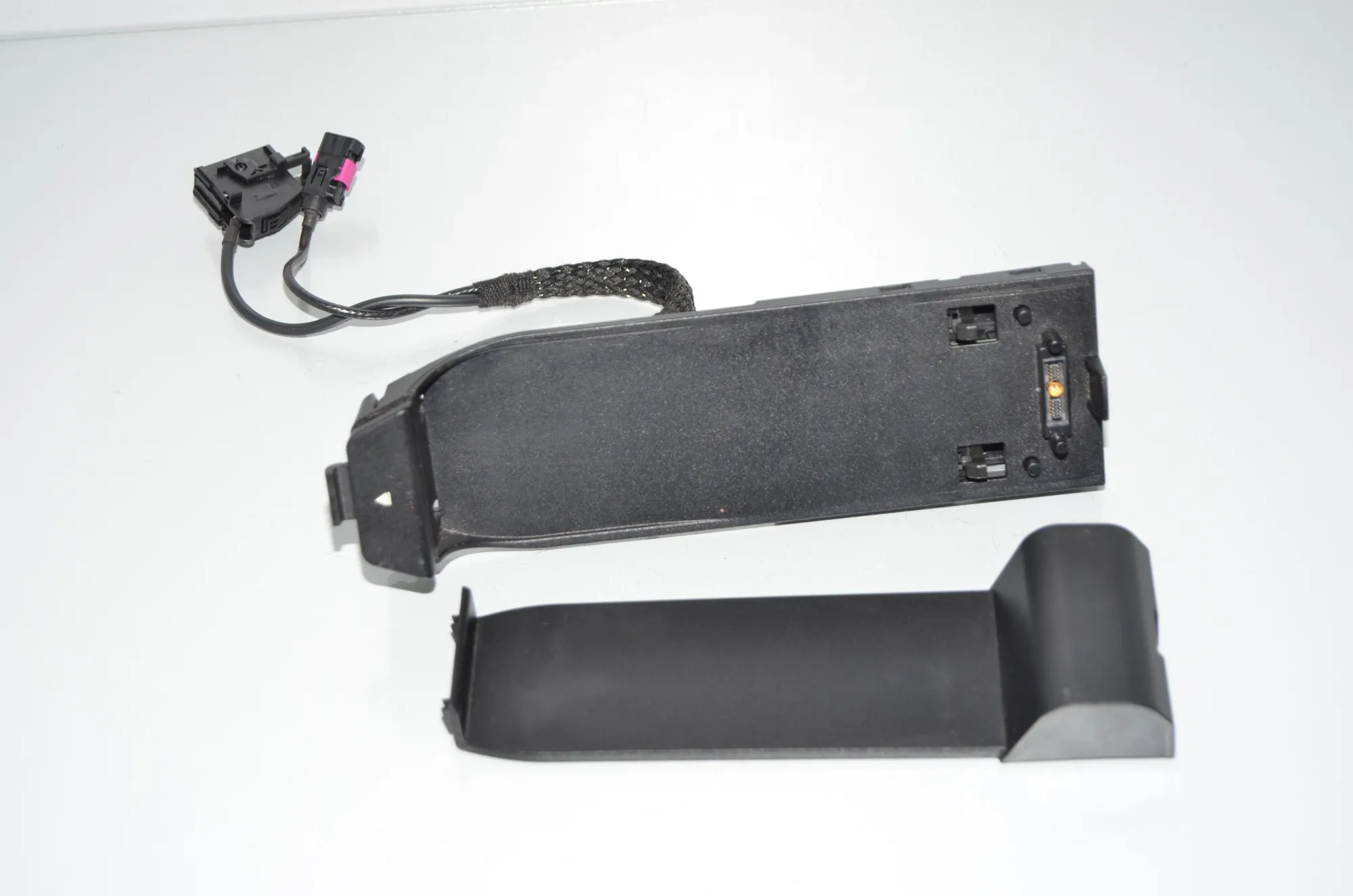 Phone Control Unit – OEM 9215827 · BMW 5 (F10) 525 d 2012 – 2