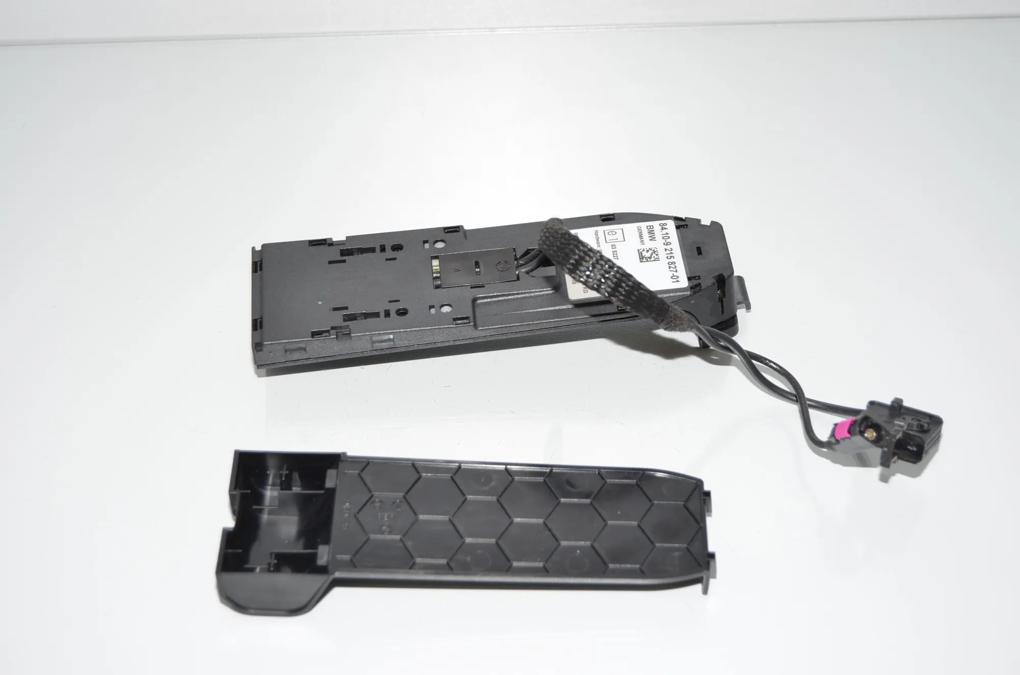 Phone Control Unit – OEM 9215827 · BMW 5 (F10) 525 d 2012 – 4