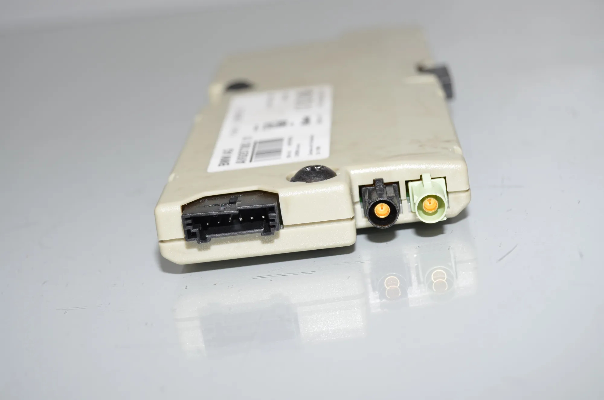 Antenna Amplifier – OEM 9257363 · BMW 5 (F10) 525 d 2012 – 5
