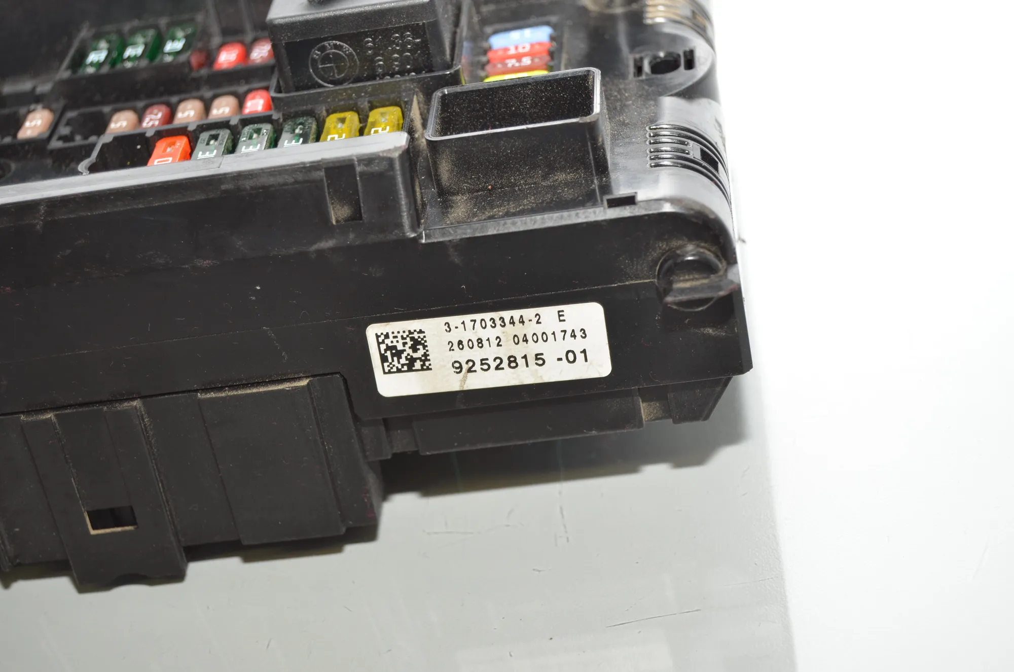 Fuse Box – OEM 9252815 · BMW 5 (F10) 525 d 2012 – 5