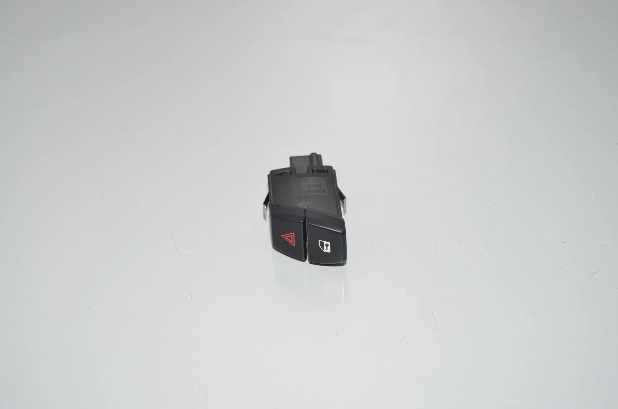 Hazard Button – OEM 9161896 · BMW 5 (F10) 525 d 2012