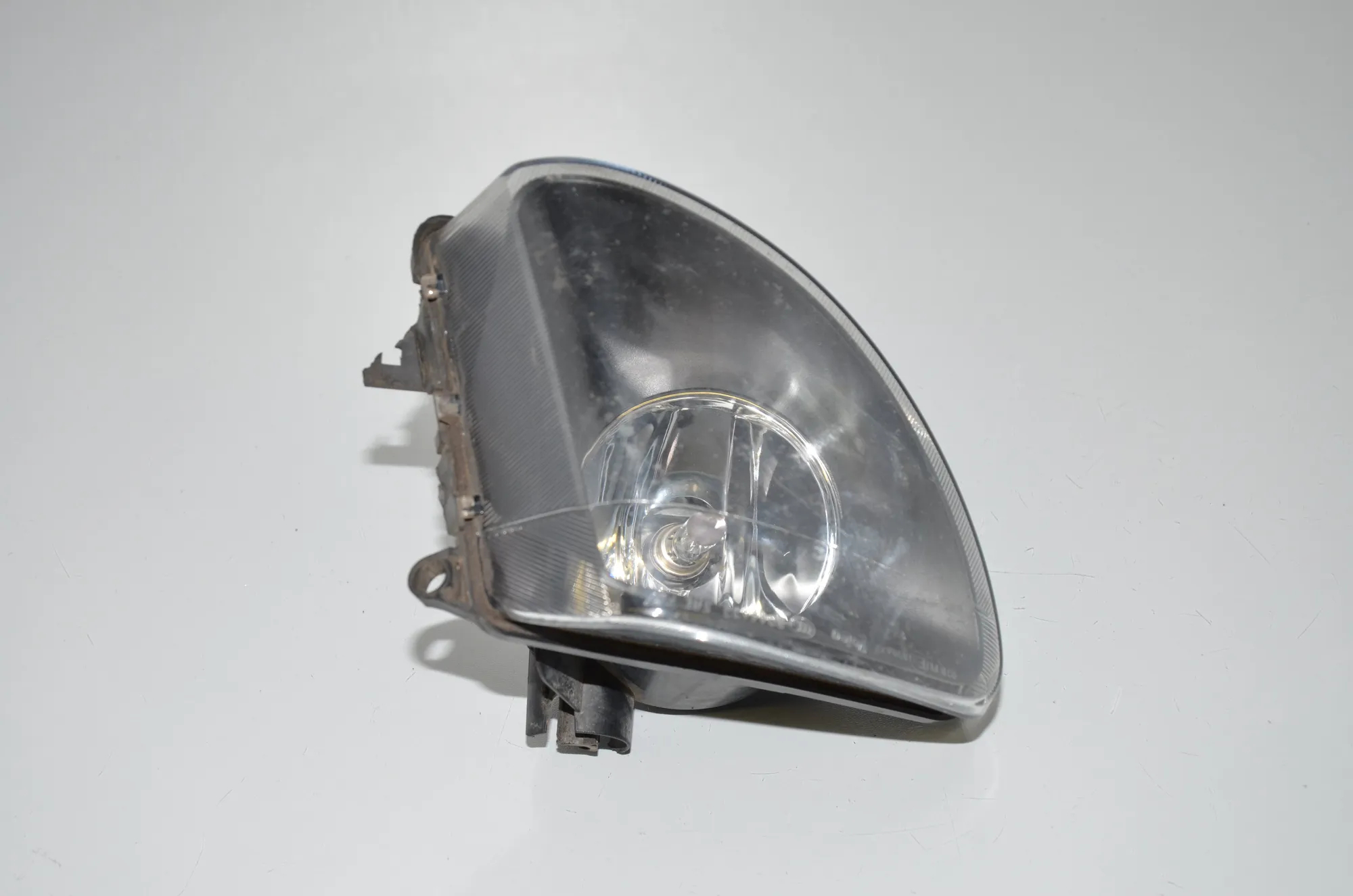Front Right Fog Light – OEM 7216886 · BMW 5 (F10) 525 d 2012 – 2