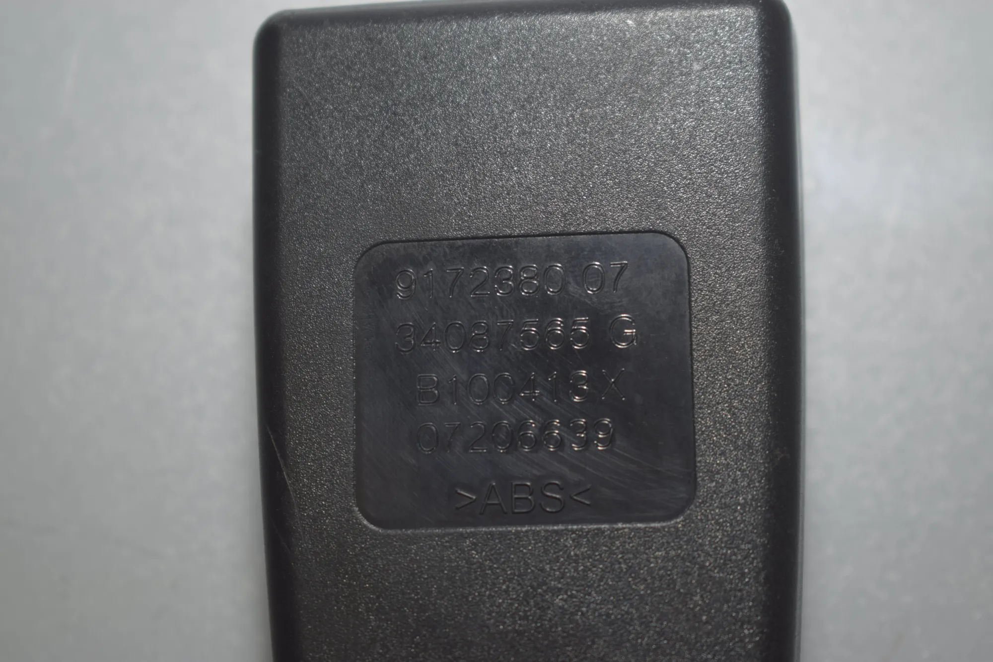 Rear Right Seat Buckle – OEM 9172380 · BMW 6 Gran Coupe (F06) 640 d 2013 – 5
