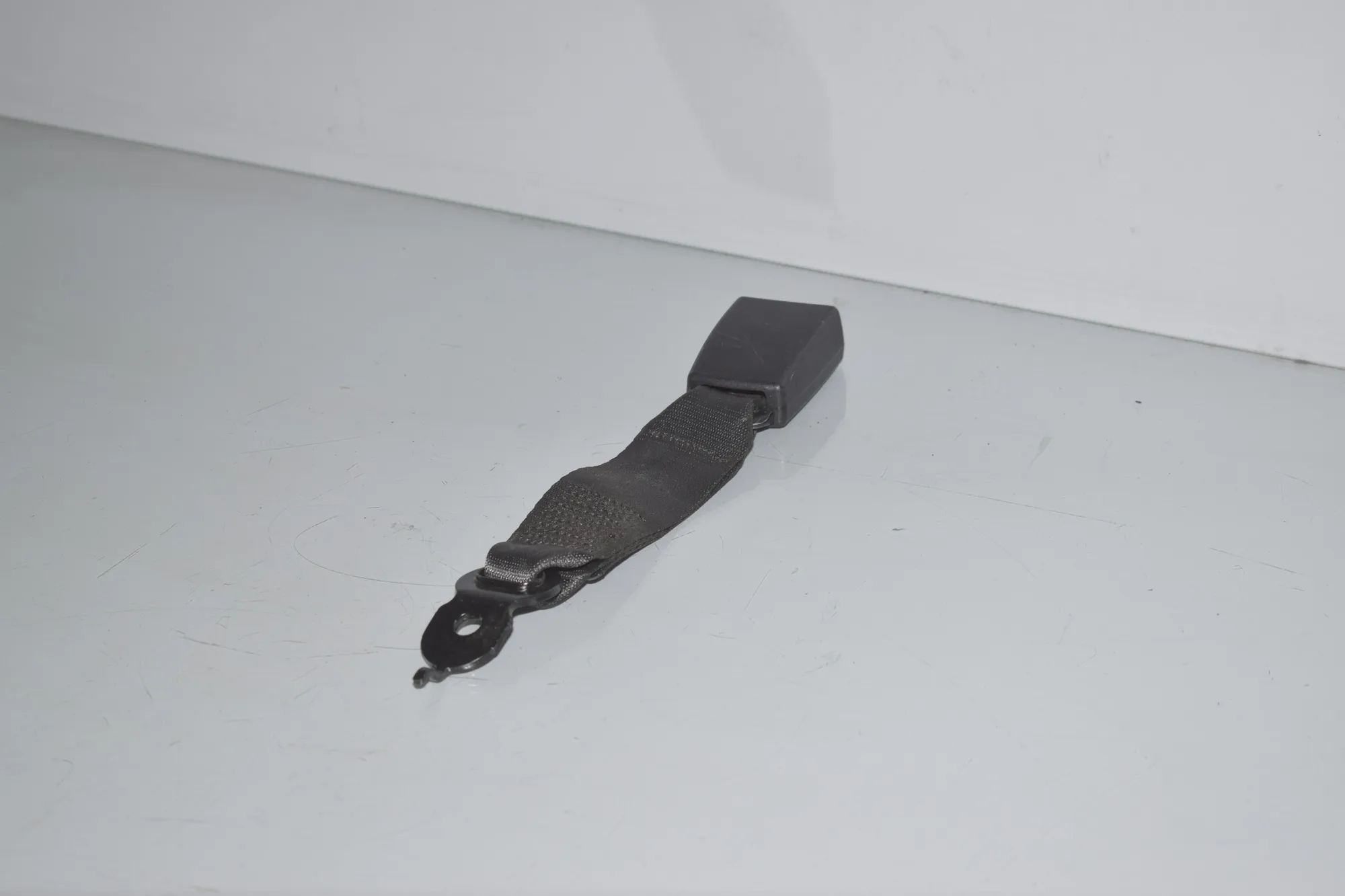 Rear Middle Seat Buckle – OEM 7277302 · BMW 6 Gran Coupe (F06) 640 d 2013 – 2