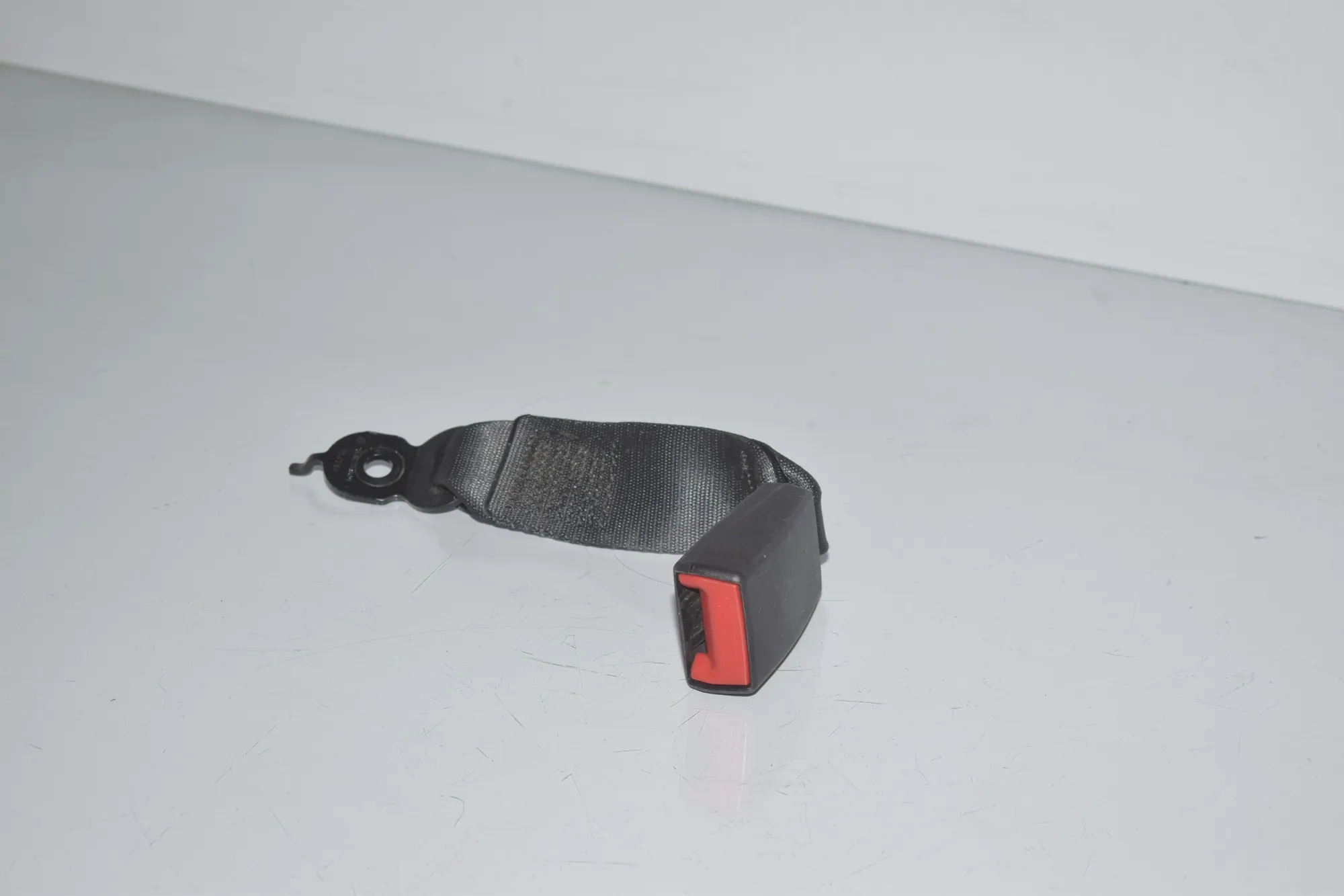 Rear Middle Seat Buckle – OEM 7277302 · BMW 6 Gran Coupe (F06) 640 d 2013 – 4
