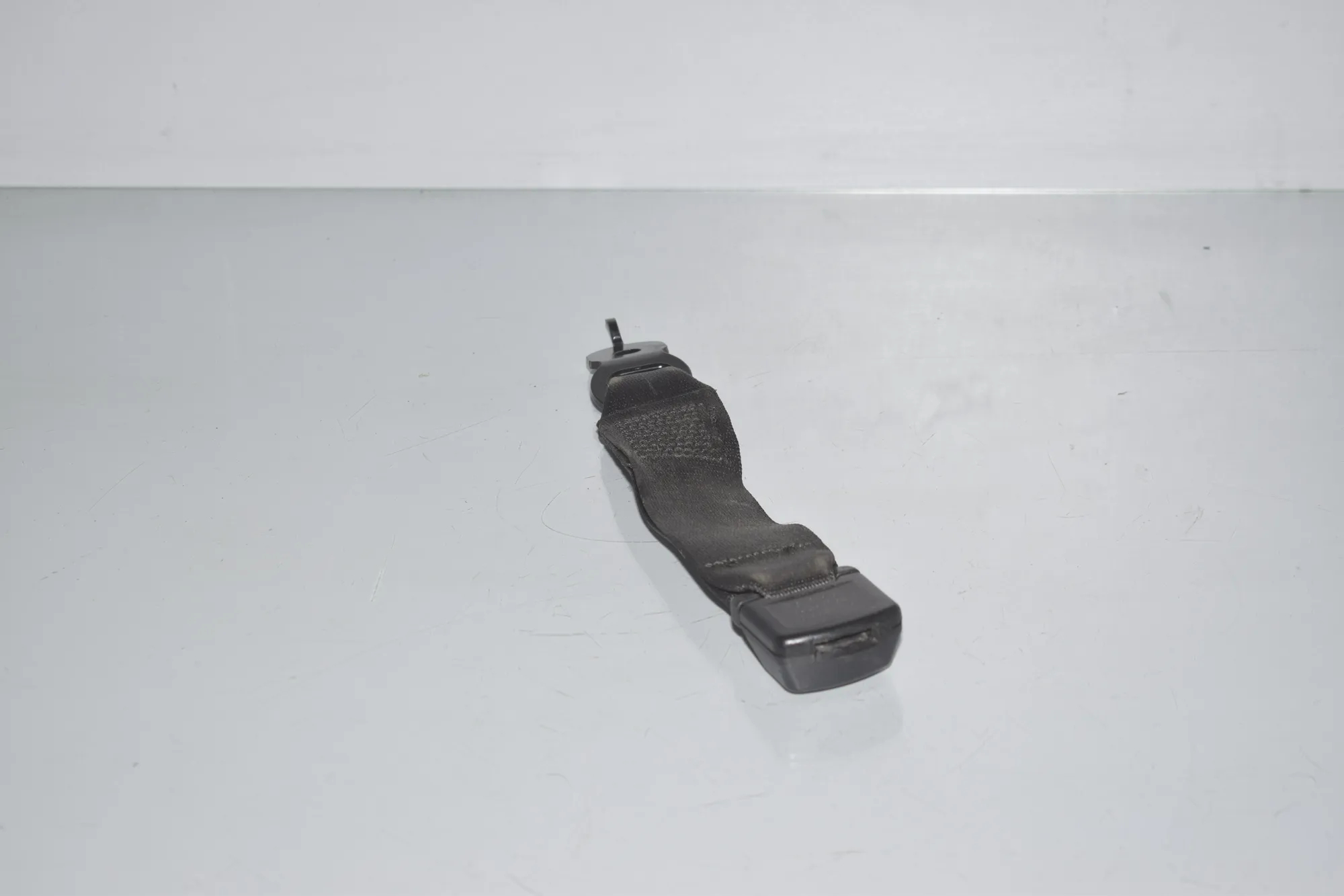 Rear Middle Seat Buckle – OEM 7244836 · BMW 6 Gran Coupe (F06) 640 d 2013 – 2