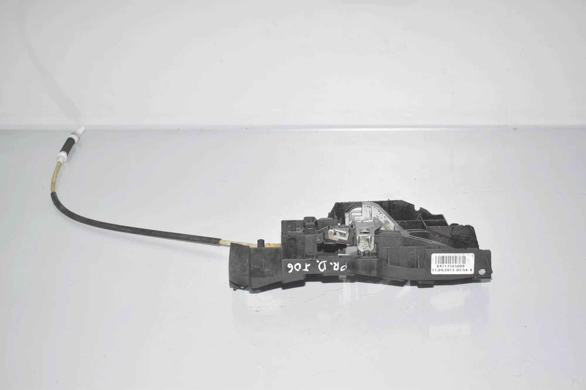 Front Right Door Interior Handle Frame – OEM 7175650 · BMW 6 Gran Coupe (F06) 640 d 2013 – 4