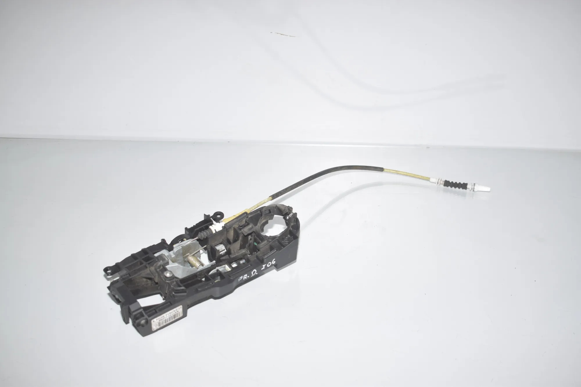 Front Right Door Interior Handle Frame – OEM 7175650 · BMW 6 Gran Coupe (F06) 640 d 2013 – 3