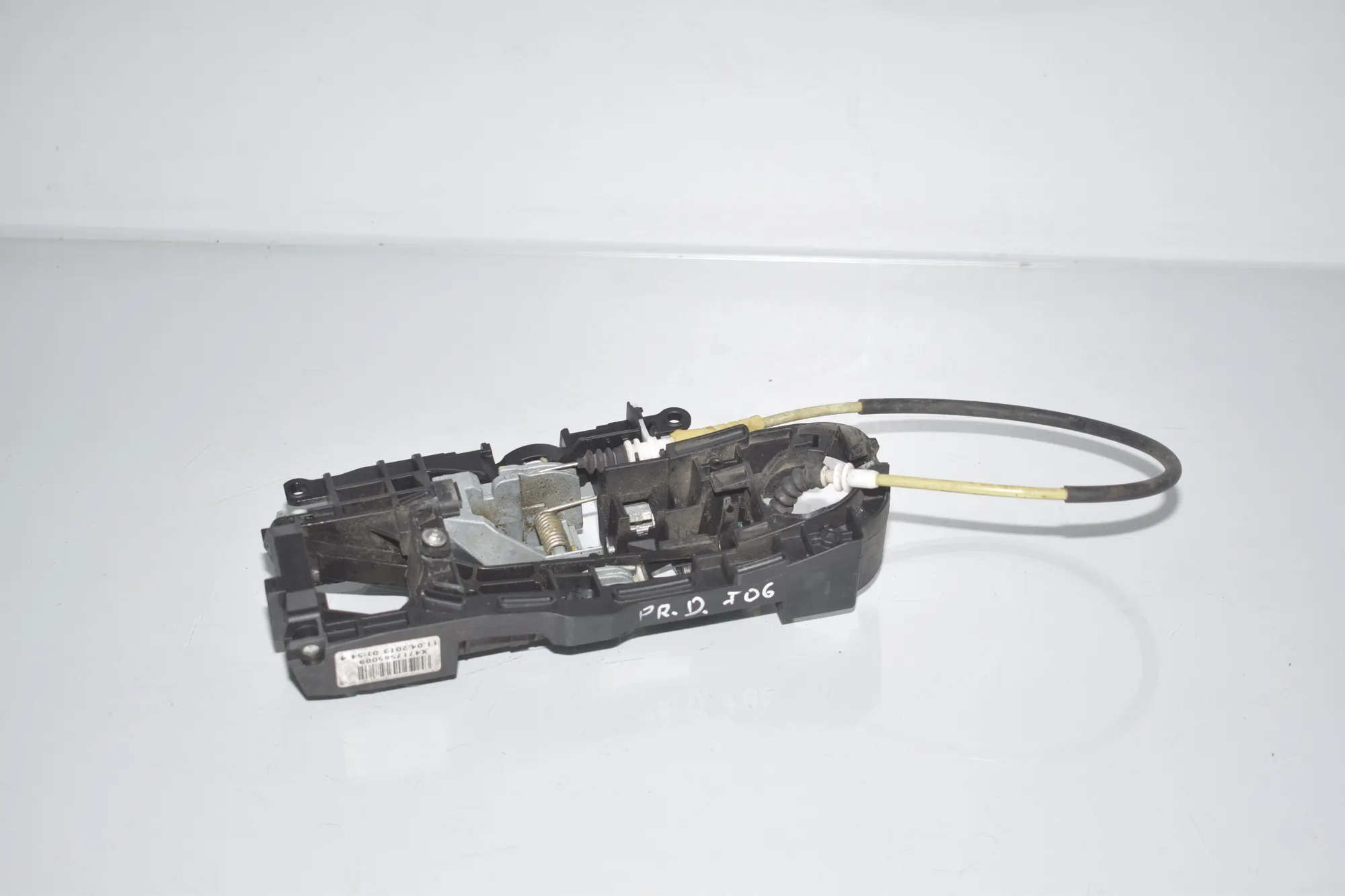 Front Right Door Interior Handle Frame – OEM 7175650 · BMW 6 Gran Coupe (F06) 640 d 2013 – 2