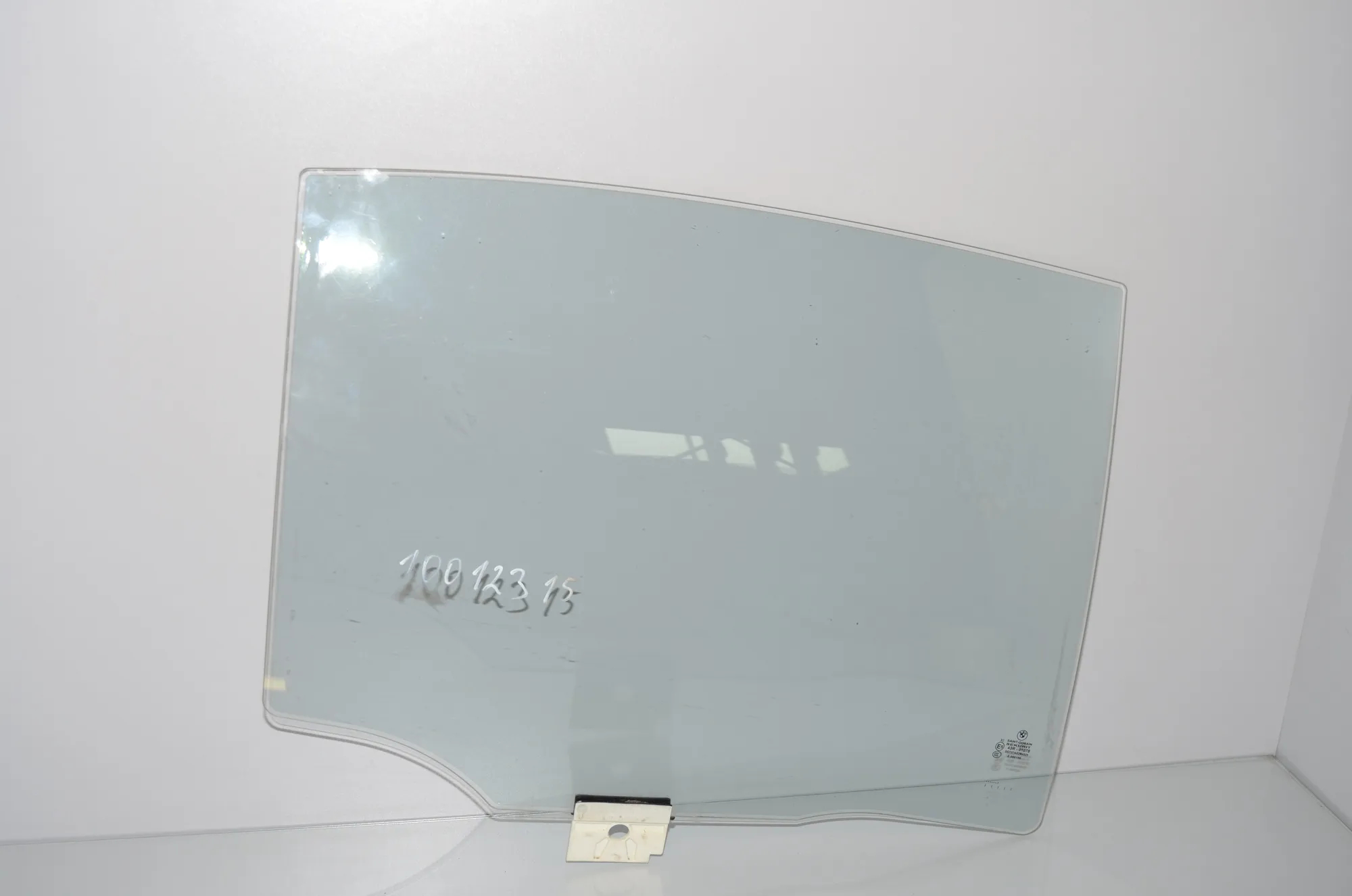 Rear Right Door Window – OEM 7409096 · BMW 7 (G11, G12) 730 d, Ld xDrive 2017 – 2