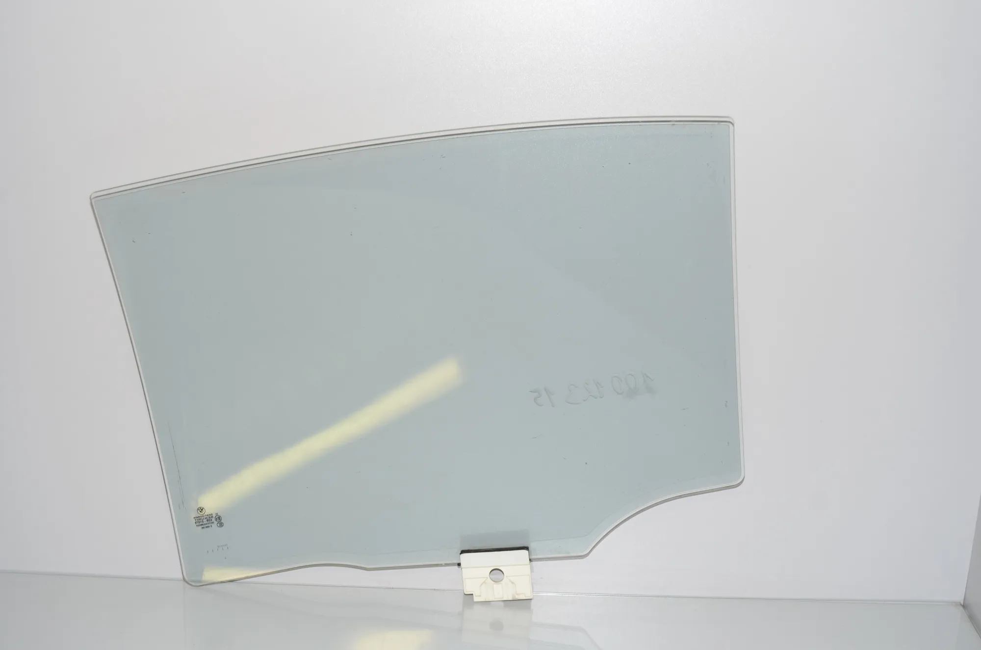 Rear Right Door Window – OEM 7409096 · BMW 7 (G11, G12) 730 d, Ld xDrive 2017 – 3