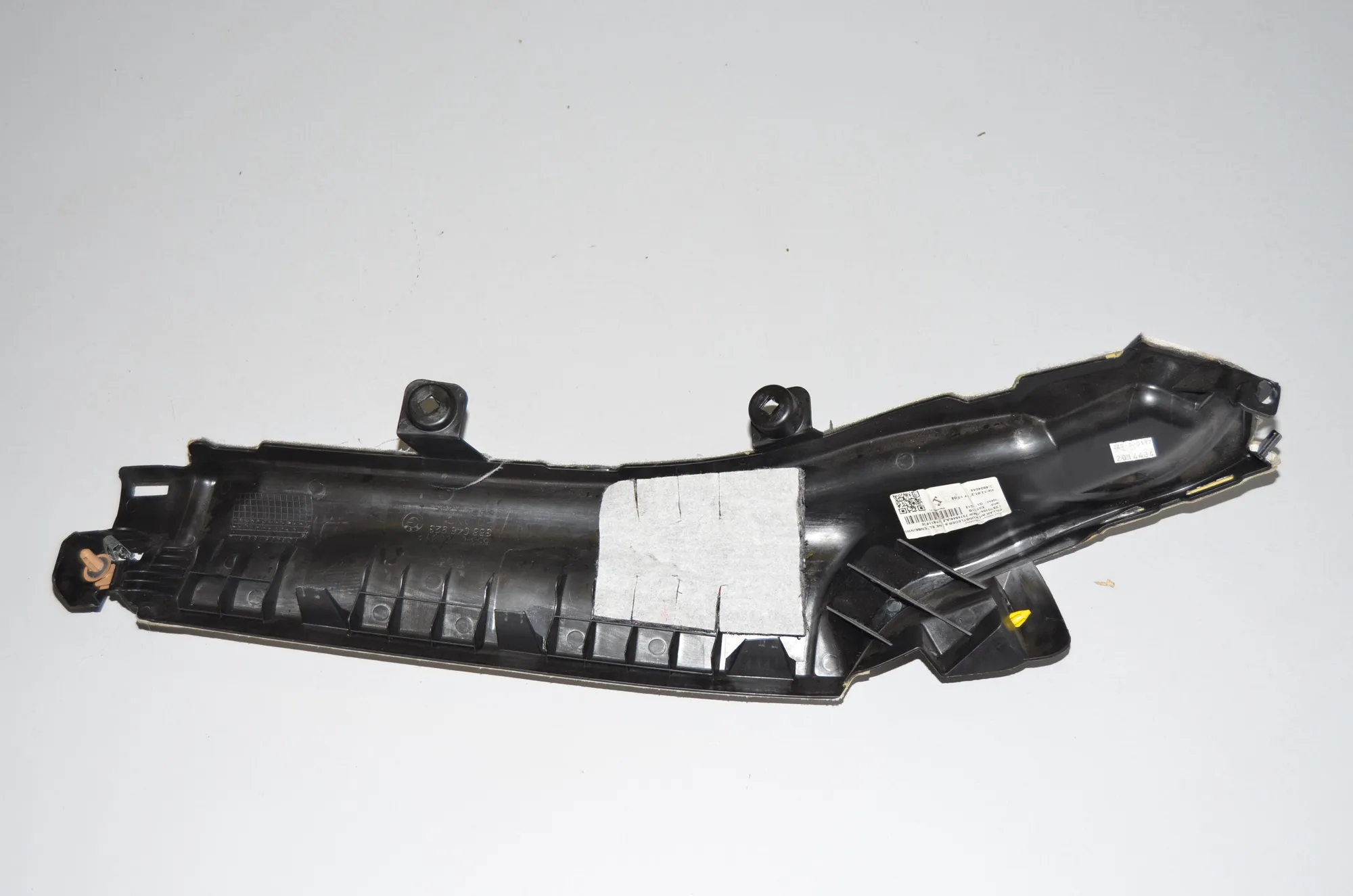 Seat Cover Trim – OEM 7411660 · BMW 7 (G11, G12) 730 d, Ld xDrive 2017 – 4