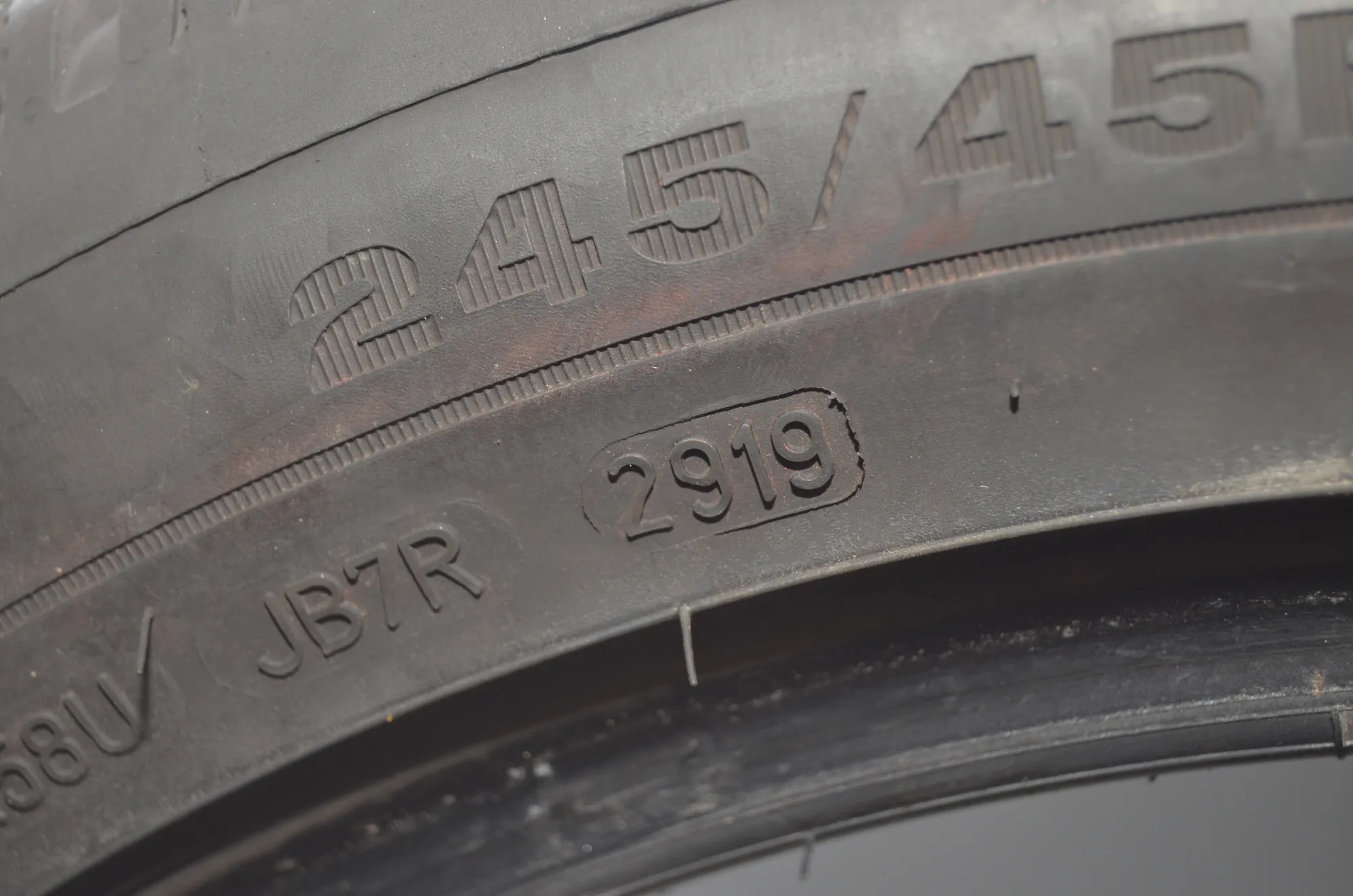 Tire · BMW 5 Touring (F11) BMW 5 Touring (F11) 518 d 2014 – 6