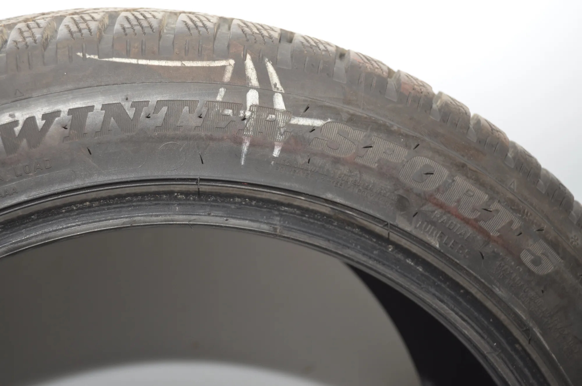 Tire · BMW 5 Touring (F11) BMW 5 Touring (F11) 518 d 2014 – 4