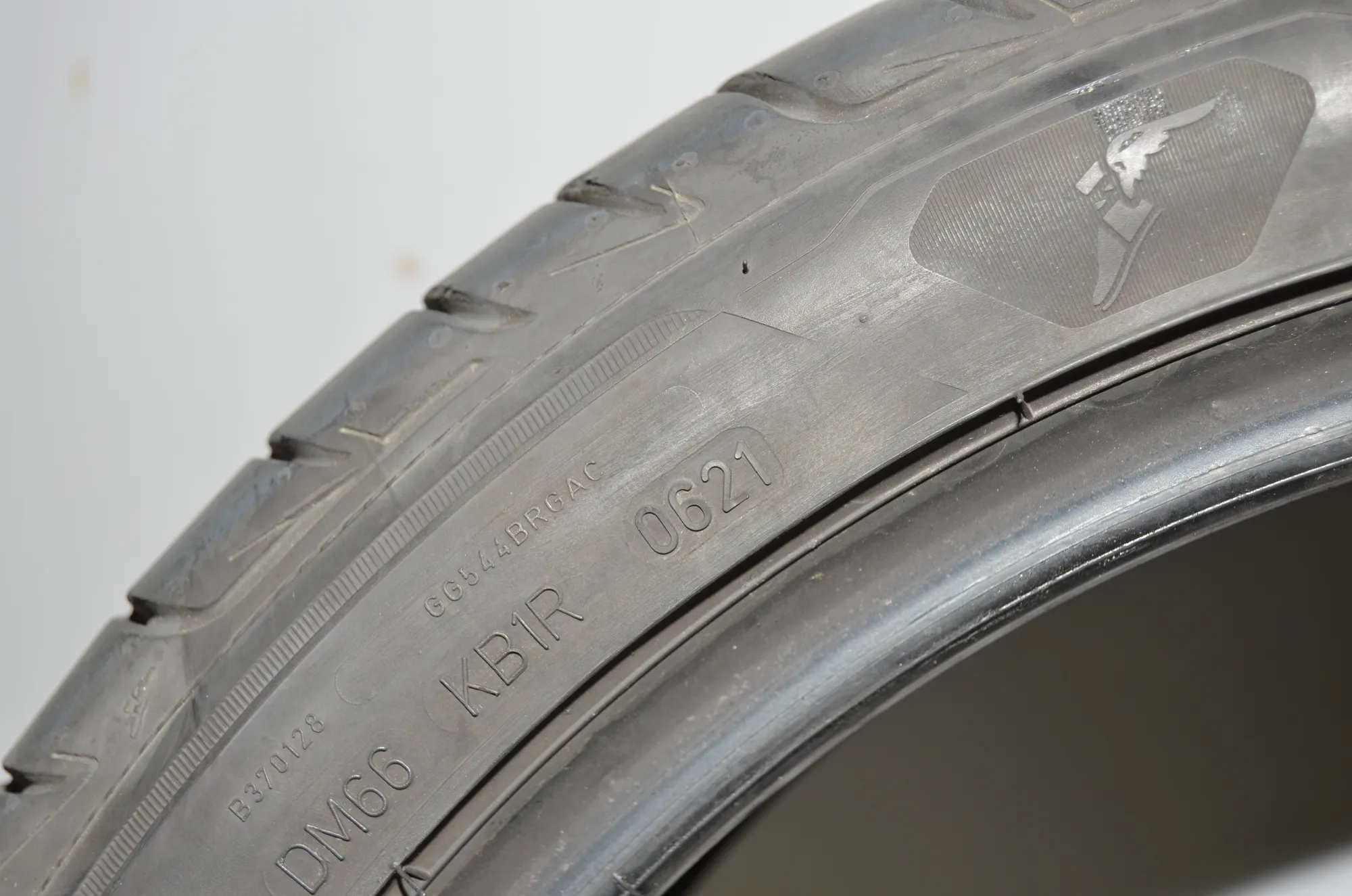 Tire · BMW 4 Coupe (F32, F82) BMW 4 Coupe (F32, F82) 418 d 2015 – 6