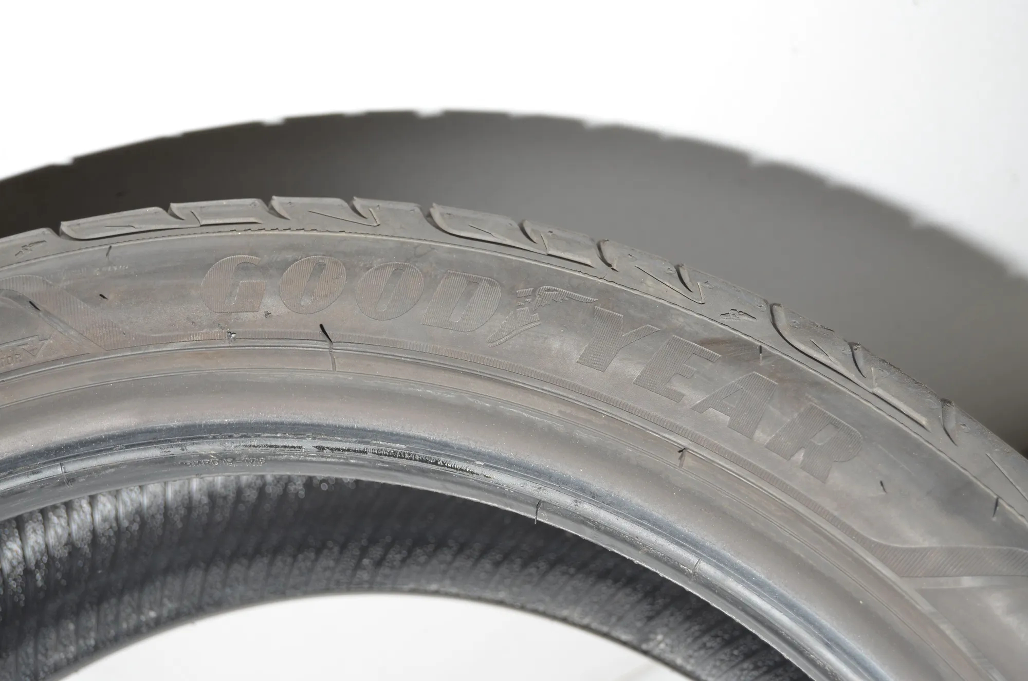 Tire · BMW 4 Coupe (F32, F82) BMW 4 Coupe (F32, F82) 418 d 2015 – 4