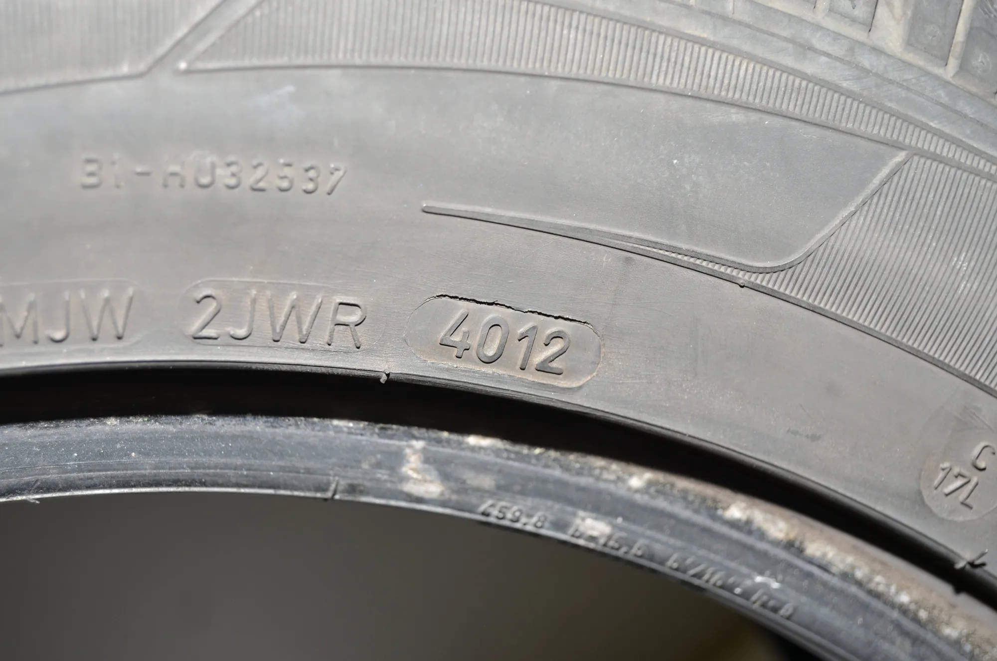Tire · BMW 5 Touring (F11) BMW 5 Touring (F11) 518 d 2013 – 5