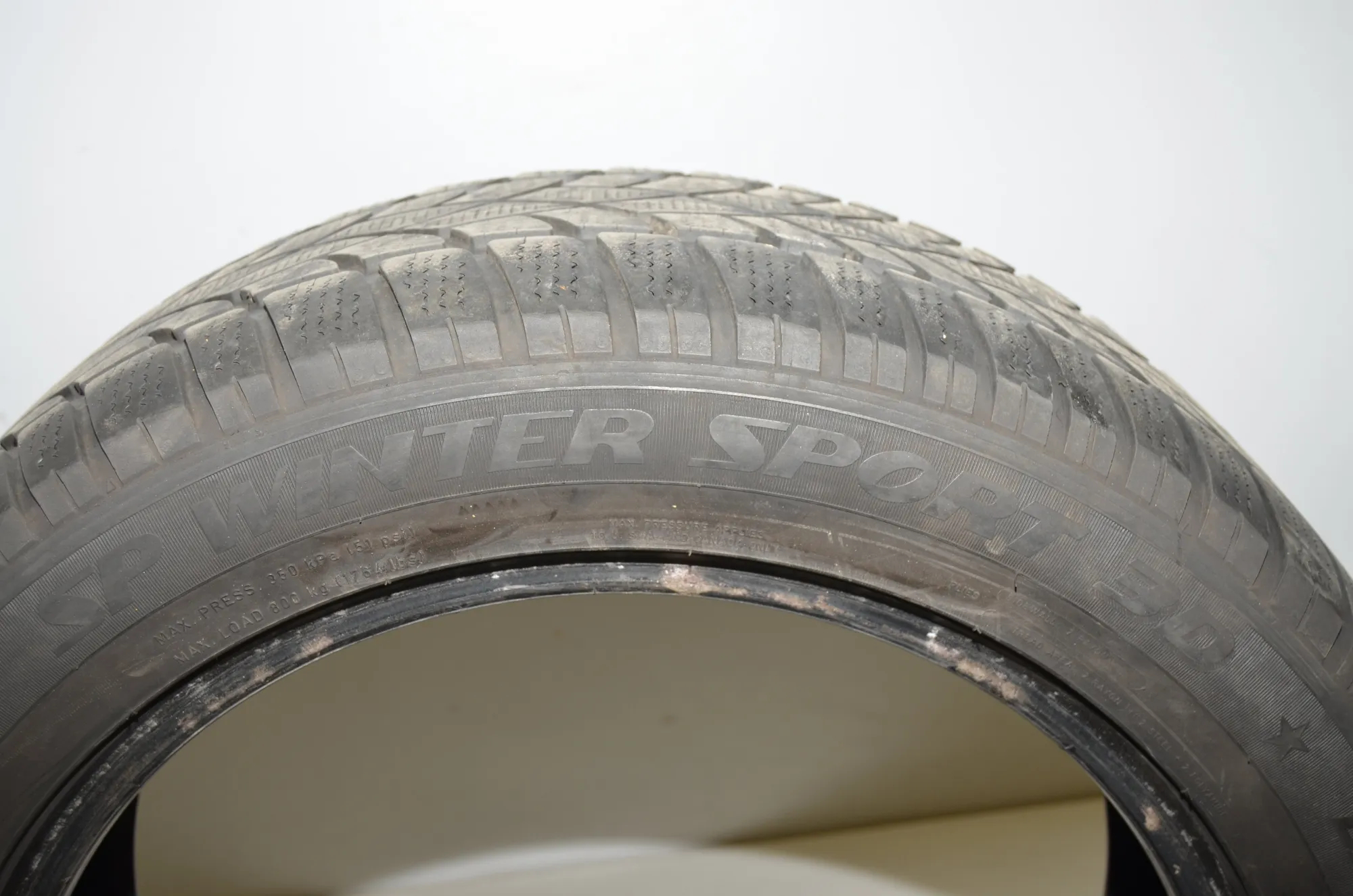 Tire · BMW 5 Touring (F11) BMW 5 Touring (F11) 518 d 2013 – 3