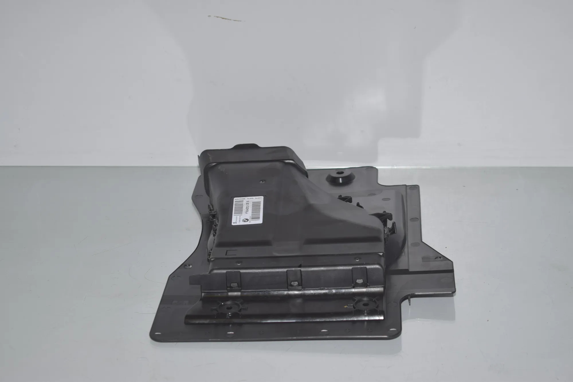 Other Body Parts – OEM 9242213 · BMW 6 Gran Coupe (F06) 640 d 2013 – 3