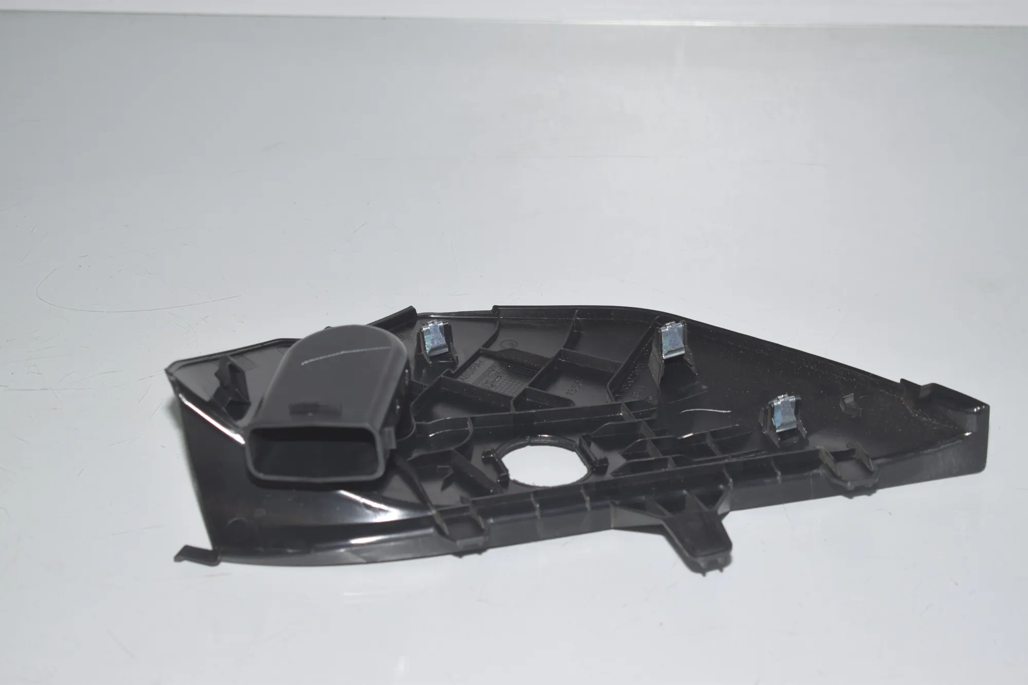 Dashboard Side Trim – OEM 9197493 · BMW 6 Gran Coupe (F06) 640 d 2013 – 3