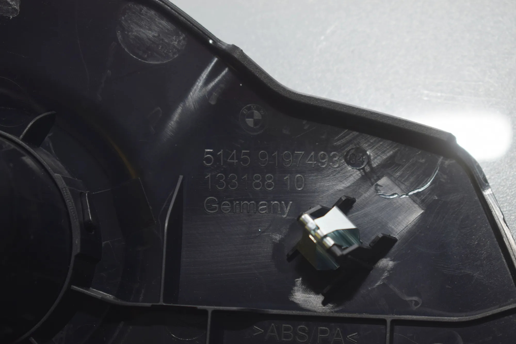 Dashboard Side Trim – OEM 9197493 · BMW 6 Gran Coupe (F06) 640 d 2013 – 5