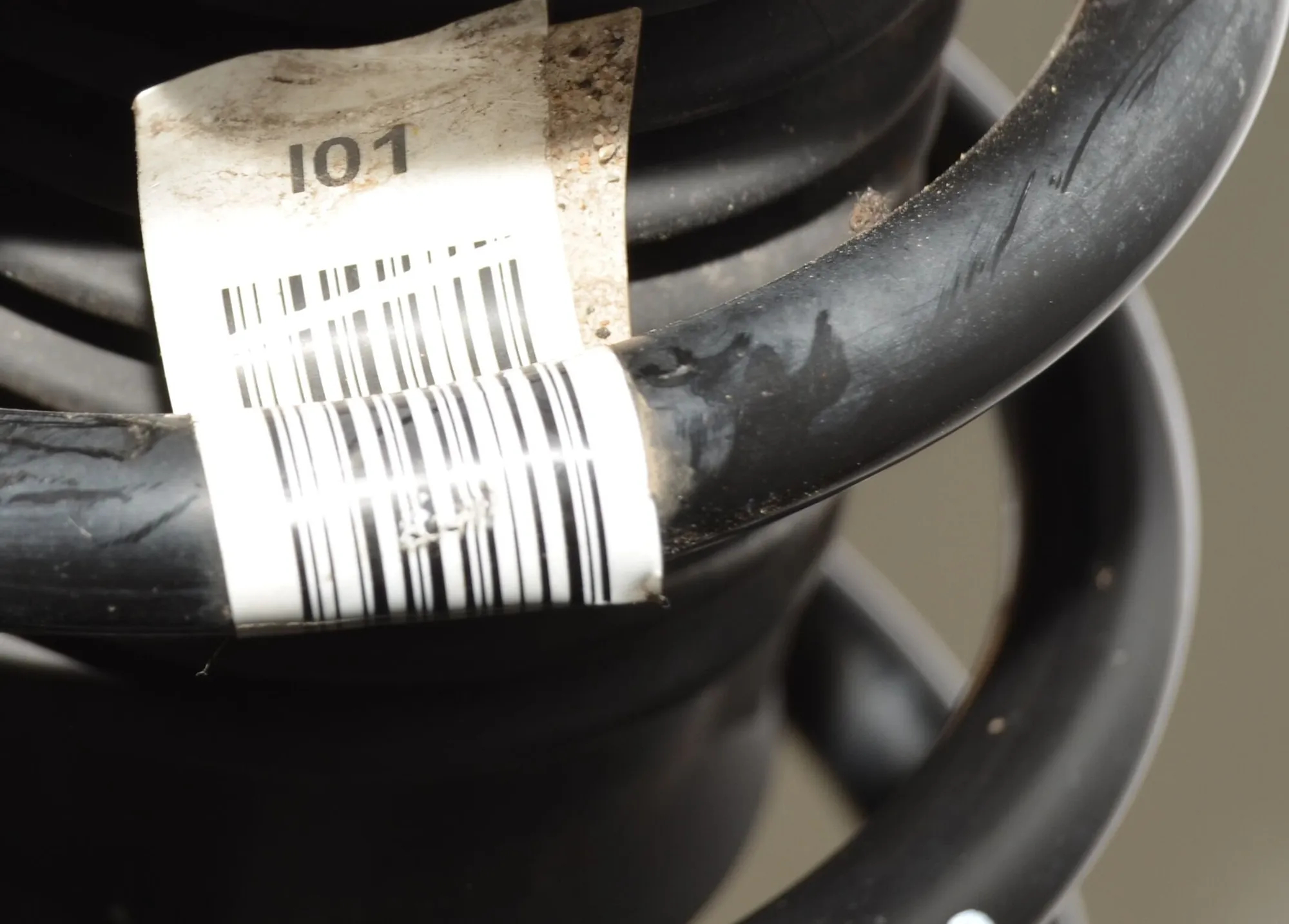 Rear Left Shock Absorber – OEM 6880101 · BMW i3 (I01) Electric 2021 – 6