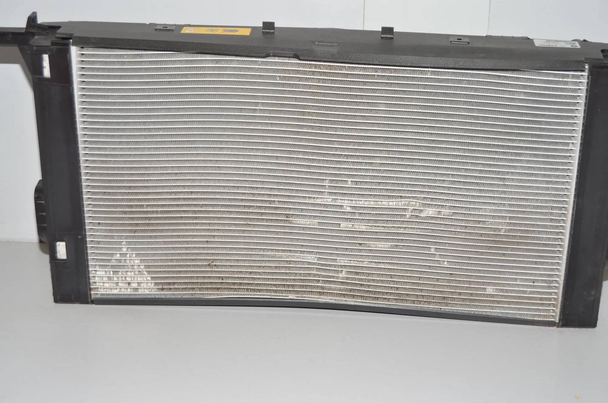 Radiator Pack Set – OEM 7643064 · BMW i3 (I01) Electric 2021 – 10