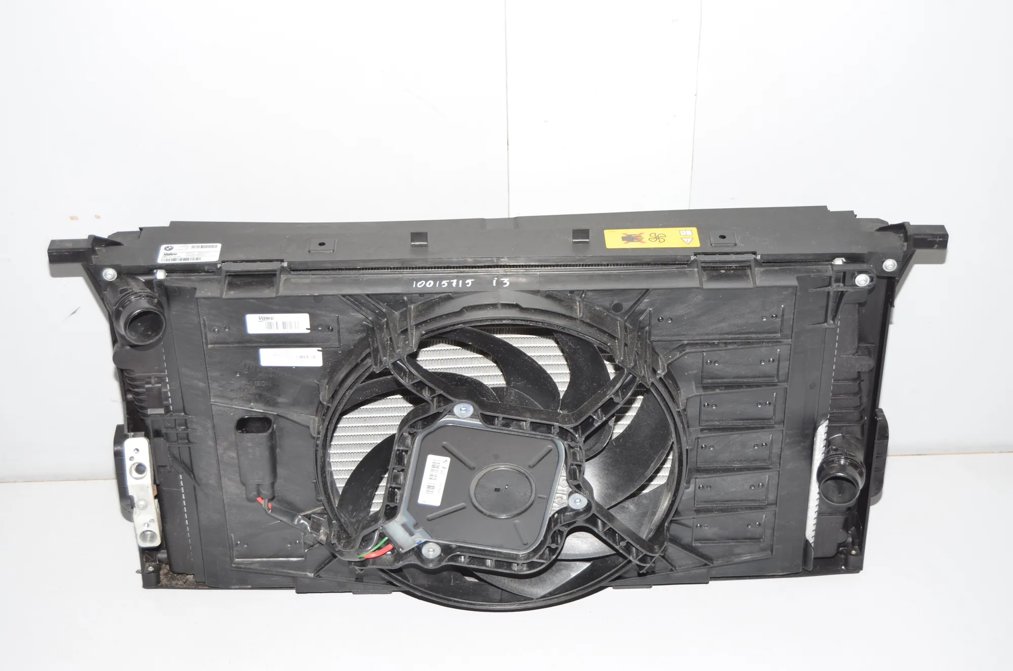 Radiator Pack Set – OEM 7643064 · BMW i3 (I01) Electric 2021 – 5