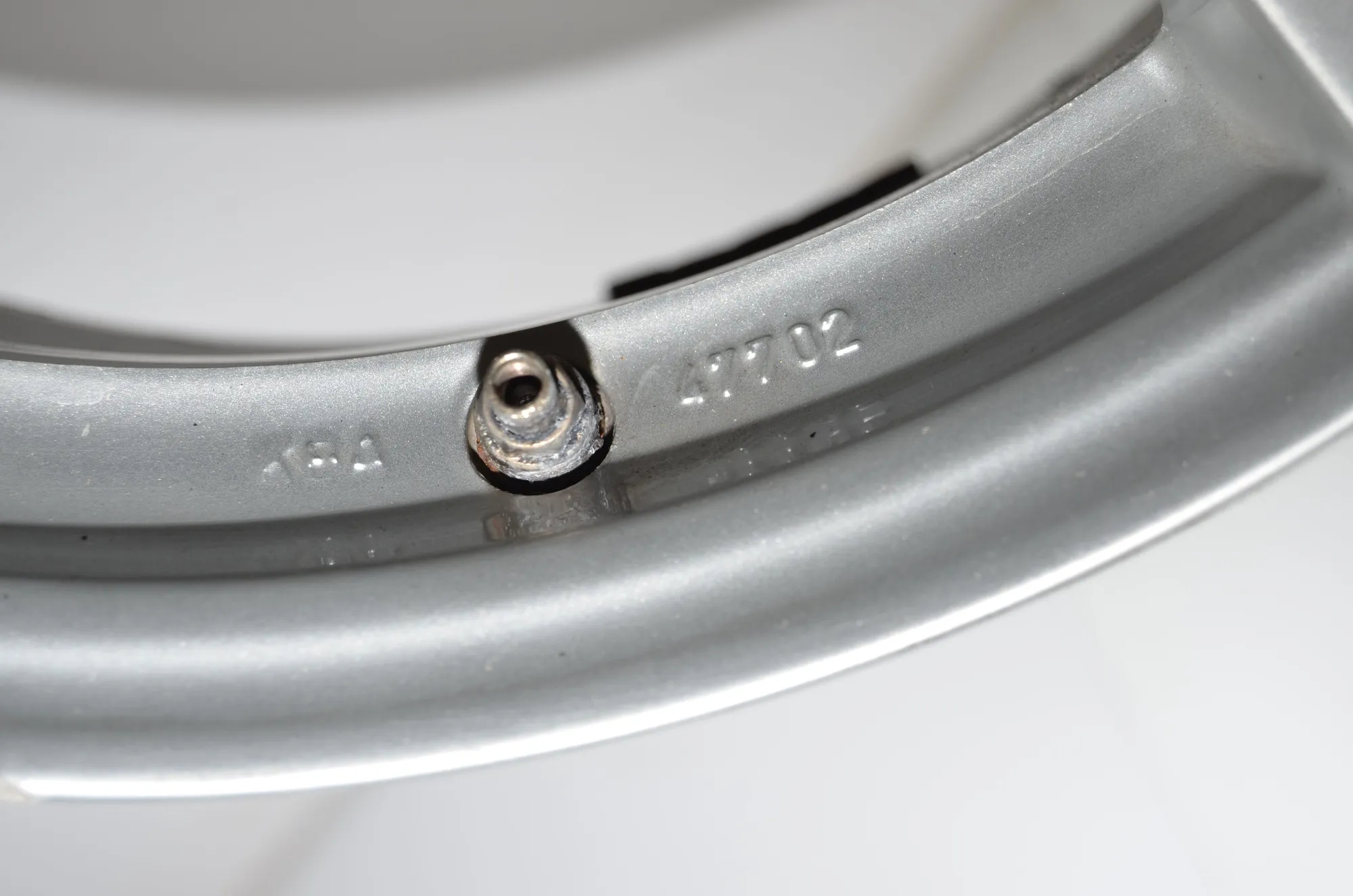 Alloy Wheel Set – OEM KBA47702 · BMW 3 (E90) BMW 3 (E90) 316 d 2010 – 7