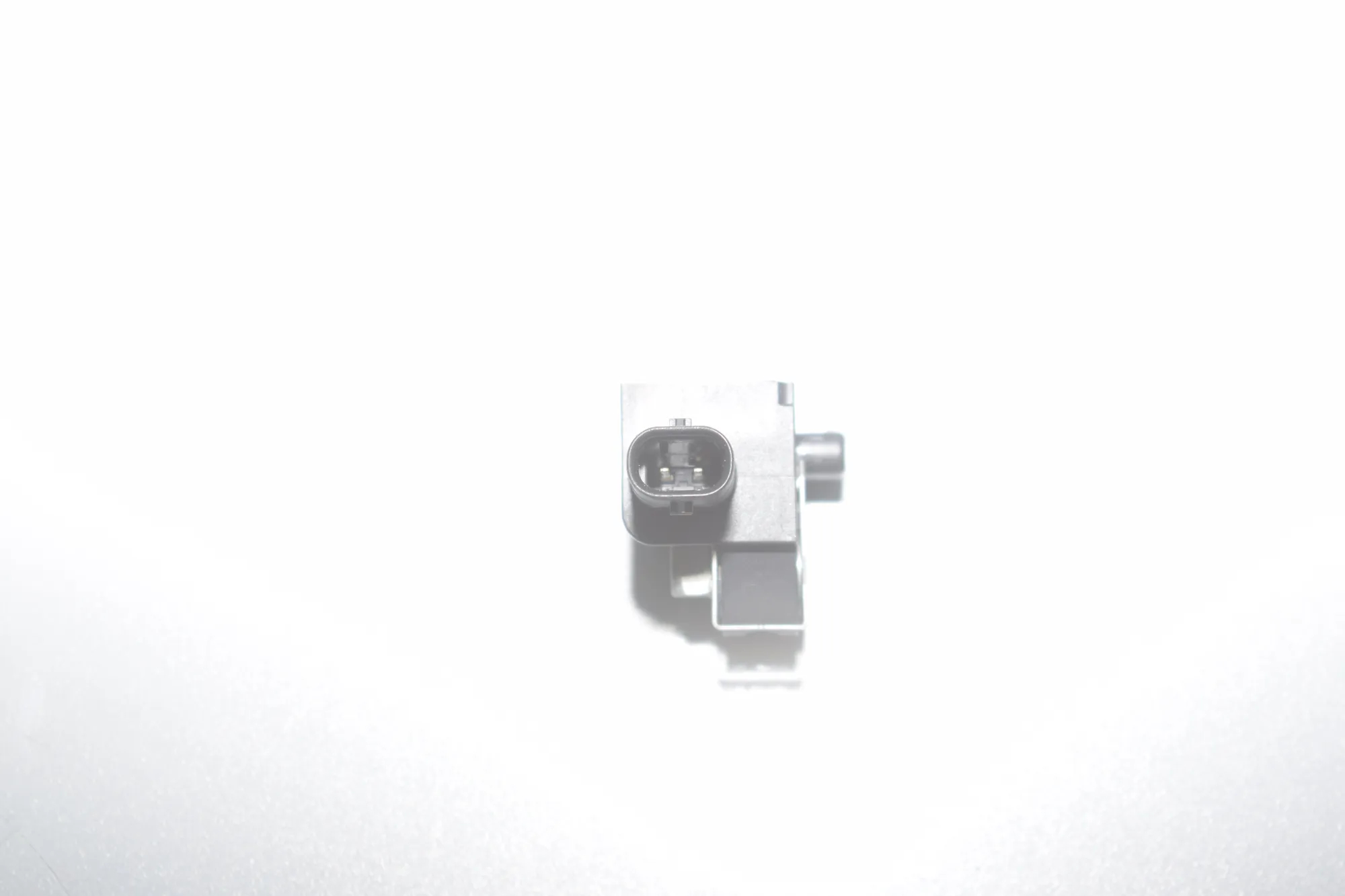 Rear Right Impact Sensor – OEM 9224177 · BMW 6 Gran Coupe (F06) 640 d 2013 – 4