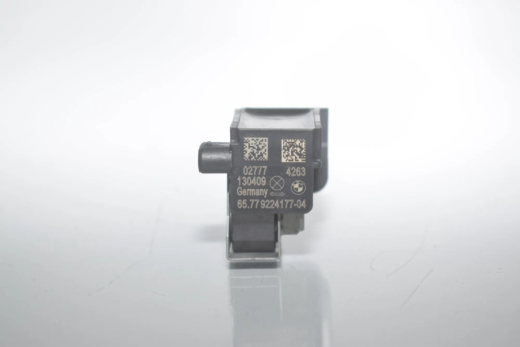 Rear Right Impact Sensor – OEM 9224177 · BMW 6 Gran Coupe (F06) 640 d 2013 – 5