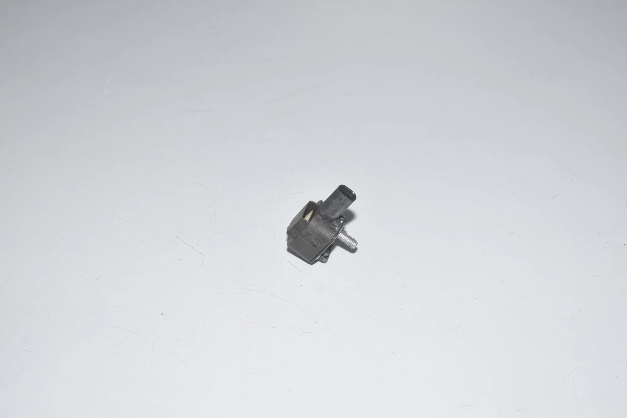 Front Right Impact Sensor – OEM 9224178 · BMW 6 Gran Coupe (F06) 640 d 2013 – 2