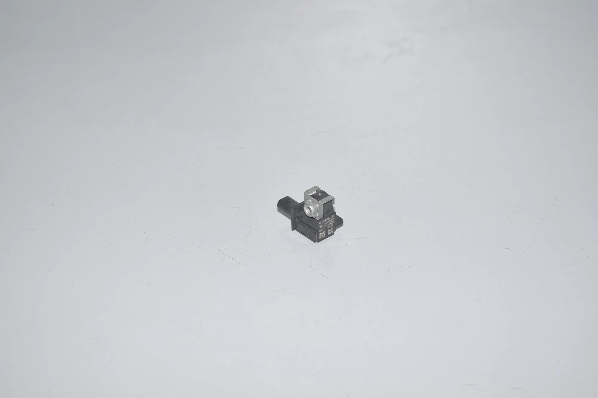 Front Left Impact Sensor – OEM 9224177 · BMW 6 Gran Coupe (F06) 640 d 2013