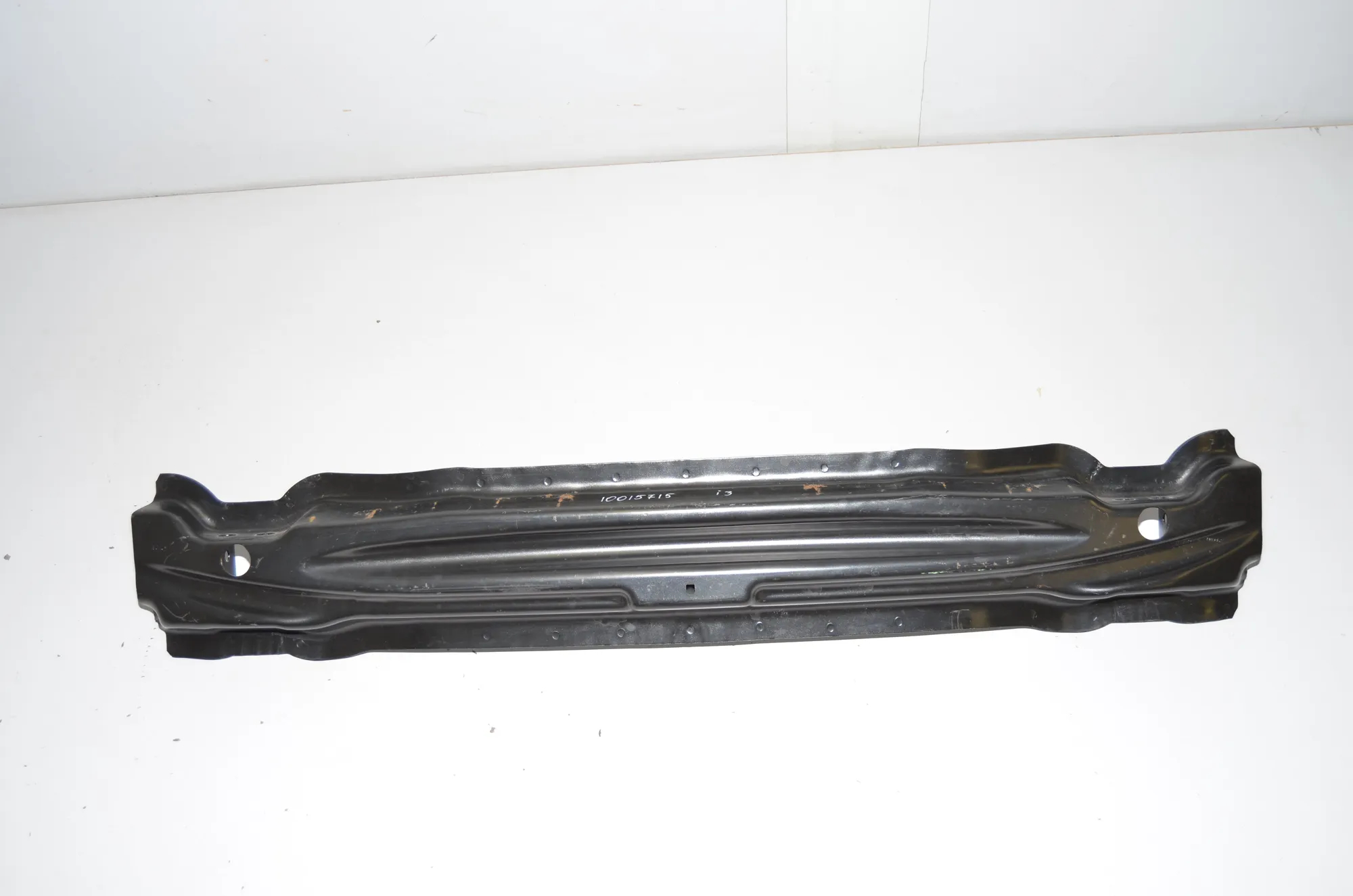 Rear Crash Reinforcement Bar – OEM 7296780 · BMW i3 (I01) Electric 2021 – 4