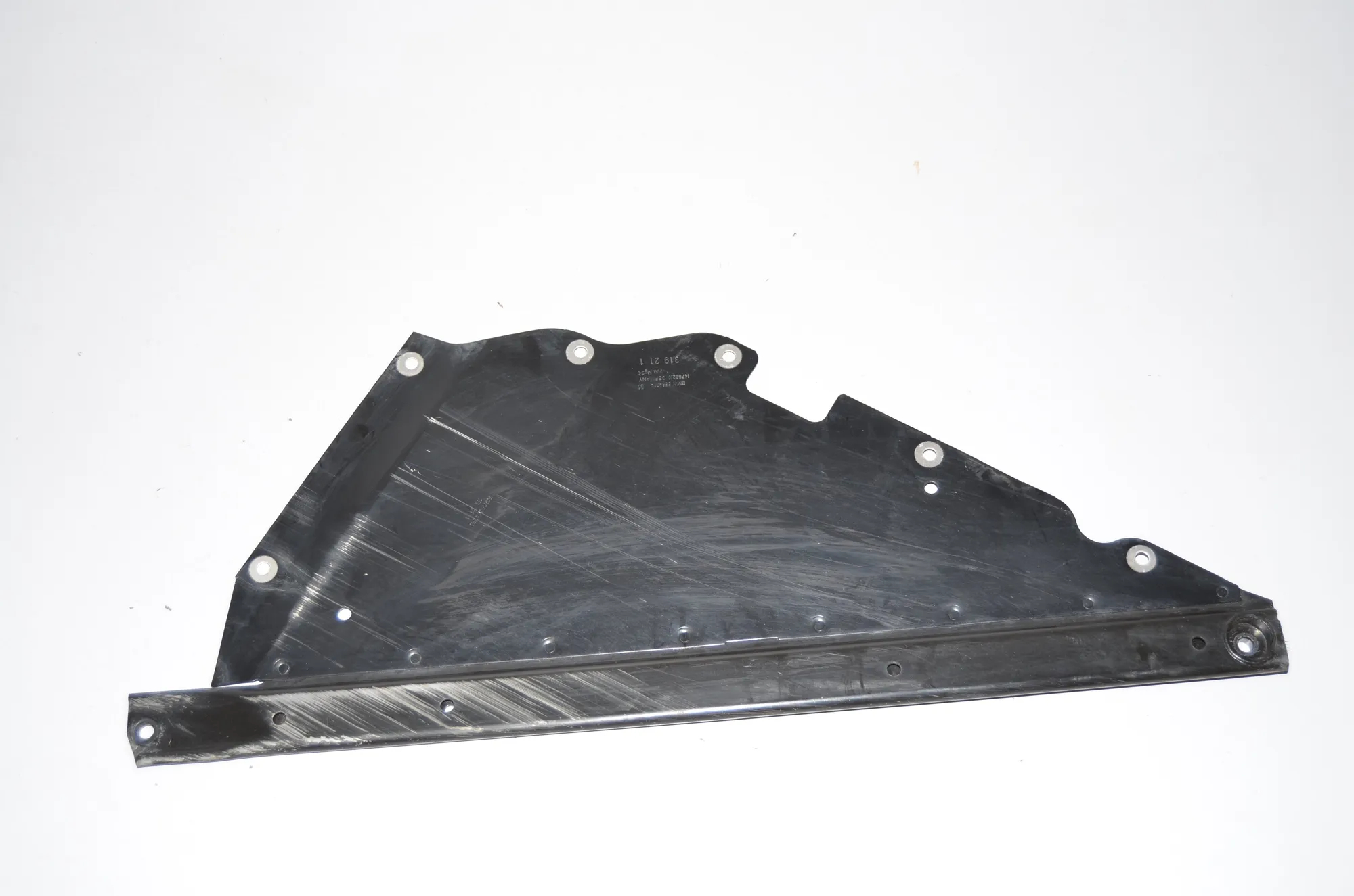 Other Underbody Cover – OEM 6859774 · BMW i3 (I01) Electric 2021 – 2