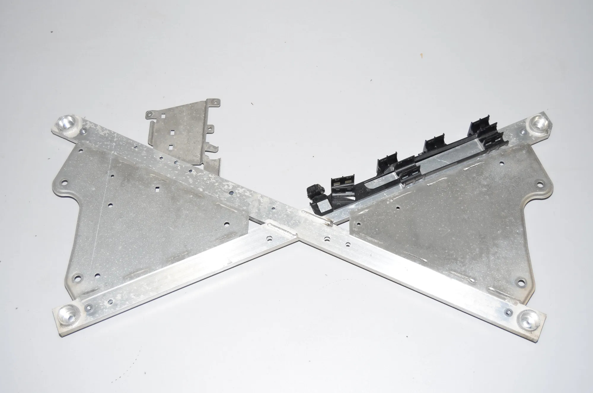 Other Underbody Cover – OEM 6818825 · BMW i3 (I01) Electric 2021 – 2