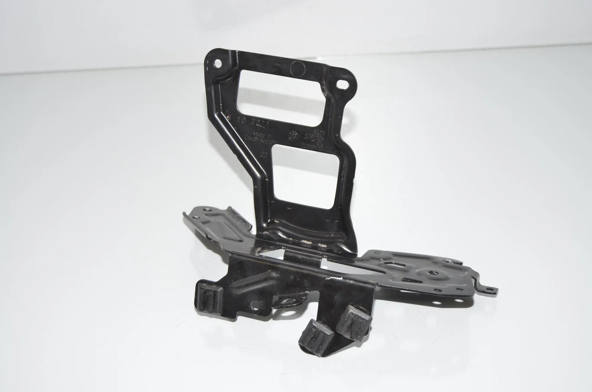 Bracket – OEM 9291285 · BMW i3 (I01) Electric 2021 – 5