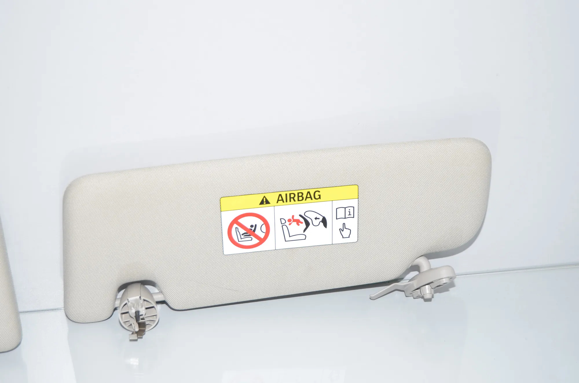 Sun Visor Kit – OEM 5A83622 · BMW i3 (I01) Electric 2021 – 6