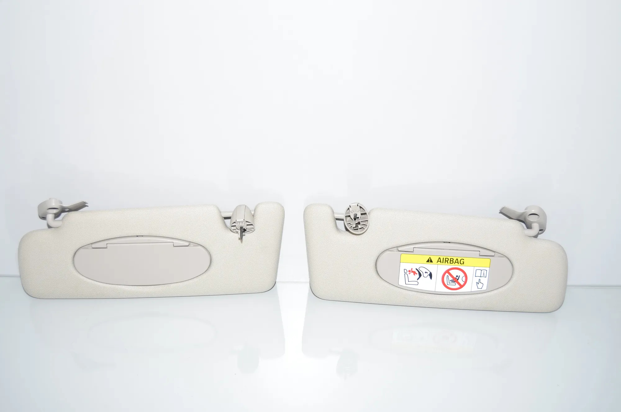 Sun Visor Kit – OEM 5A83622 · BMW i3 (I01) Electric 2021