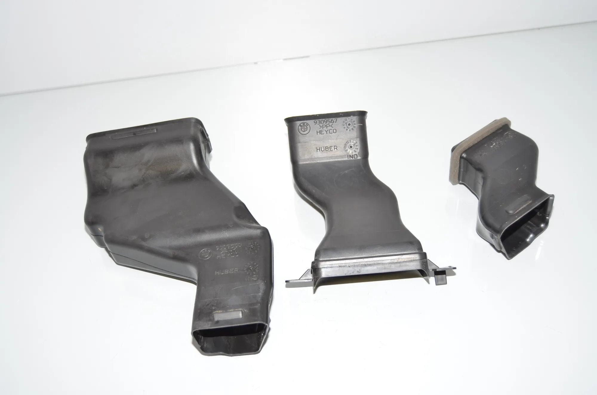 Interior Air Duct Channel – OEM 9309567 · BMW i3 (I01) Electric 2021 – 3