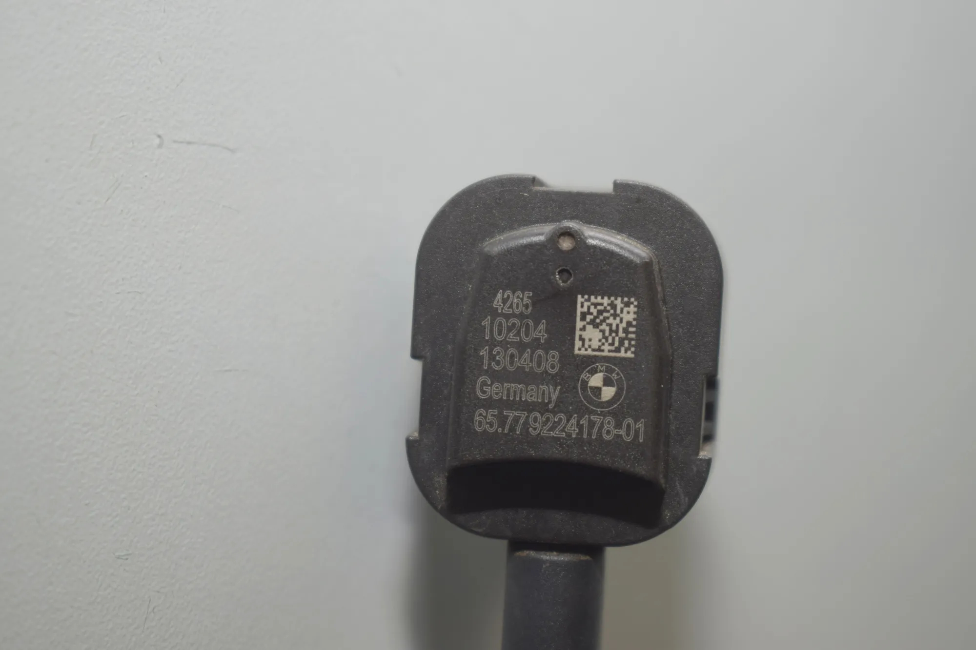 Front Left Impact Sensor – OEM 9224178 · BMW 6 Gran Coupe (F06) 640 d 2013 – 4